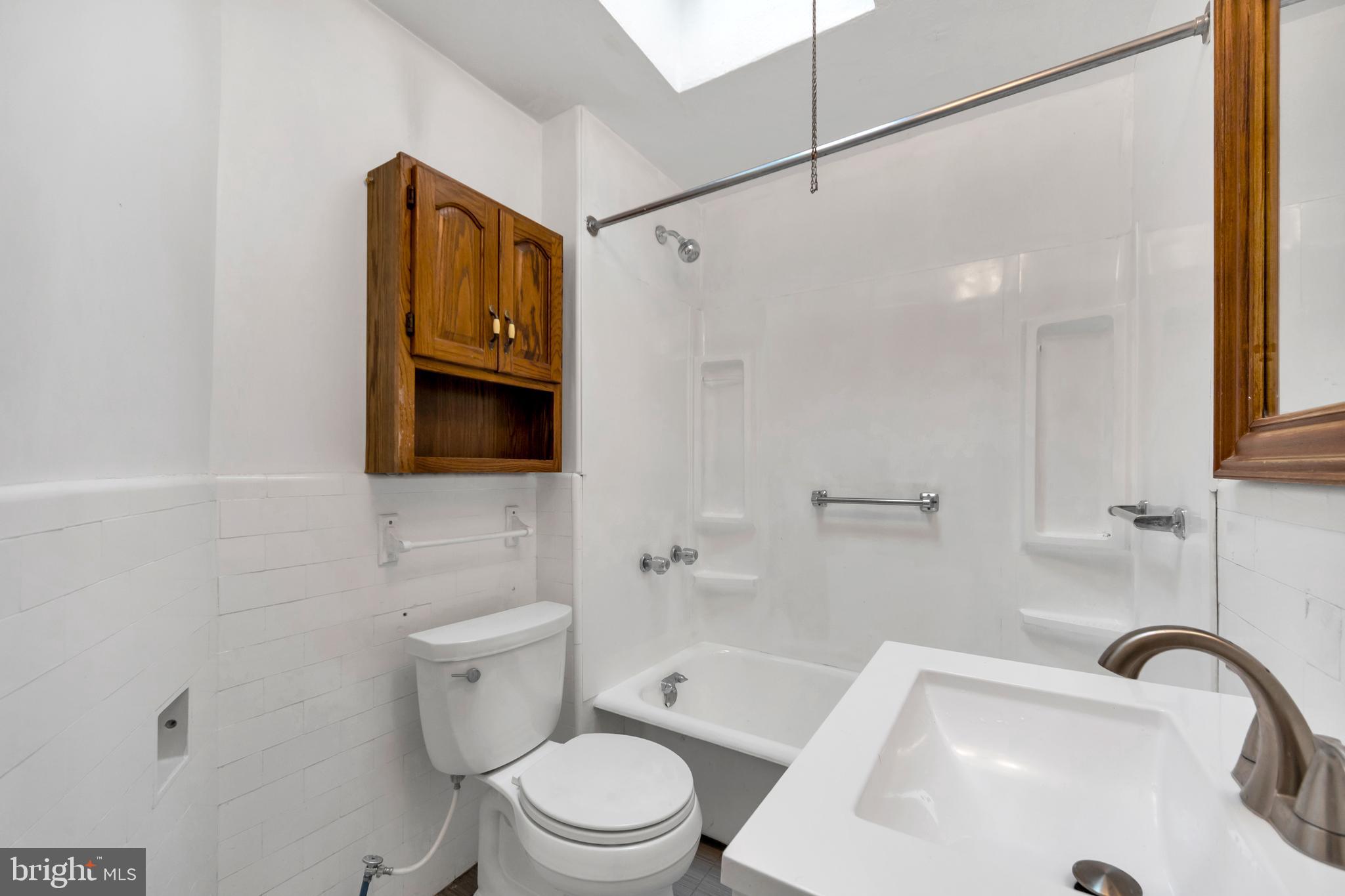 STONEHURST - Residential