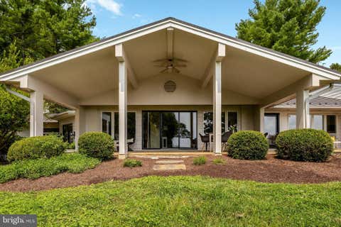Photo of 14046 Karcich Oaks Ct, LEESBURG, VA 20176 (MLS # VALO2127678)