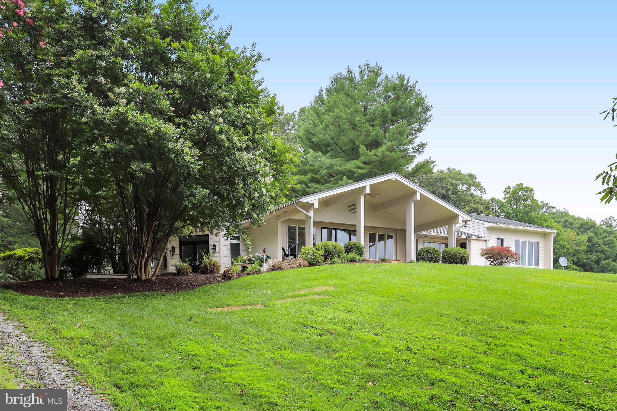 14046 KARCHICH OAKS CT