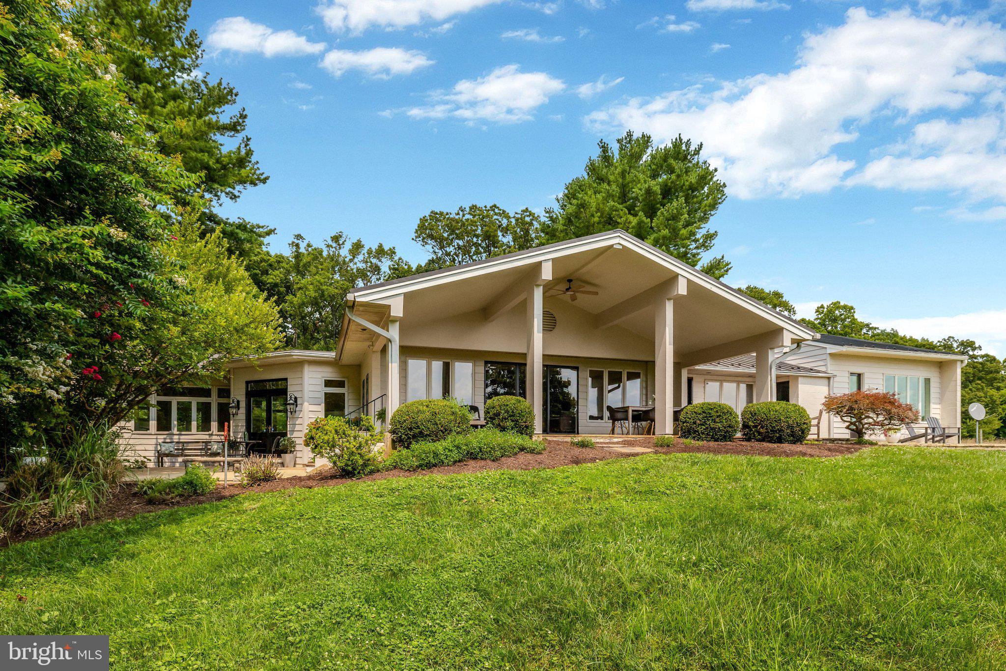 14046 KARCICH OAKS CT