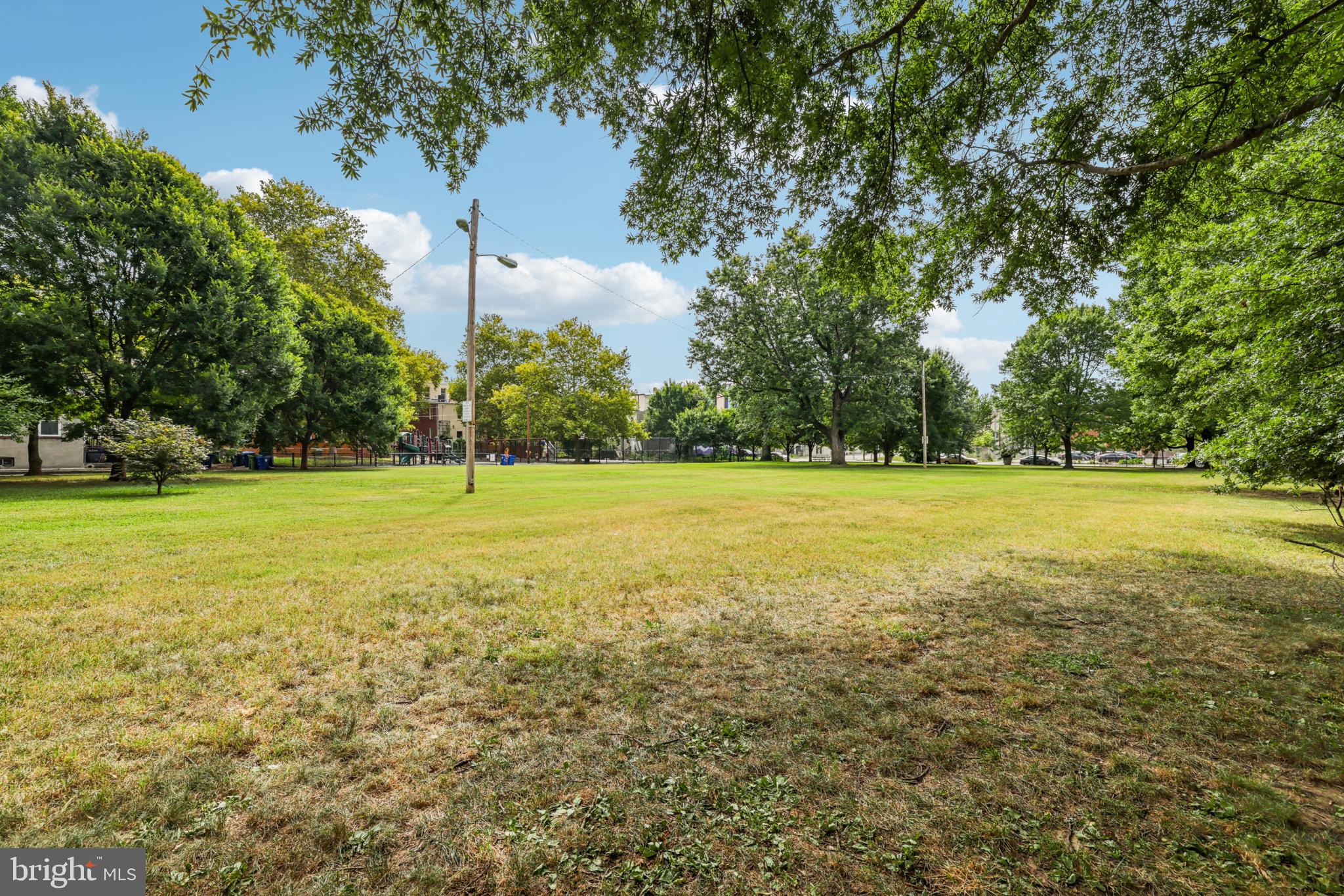 BARCLAY - Residential