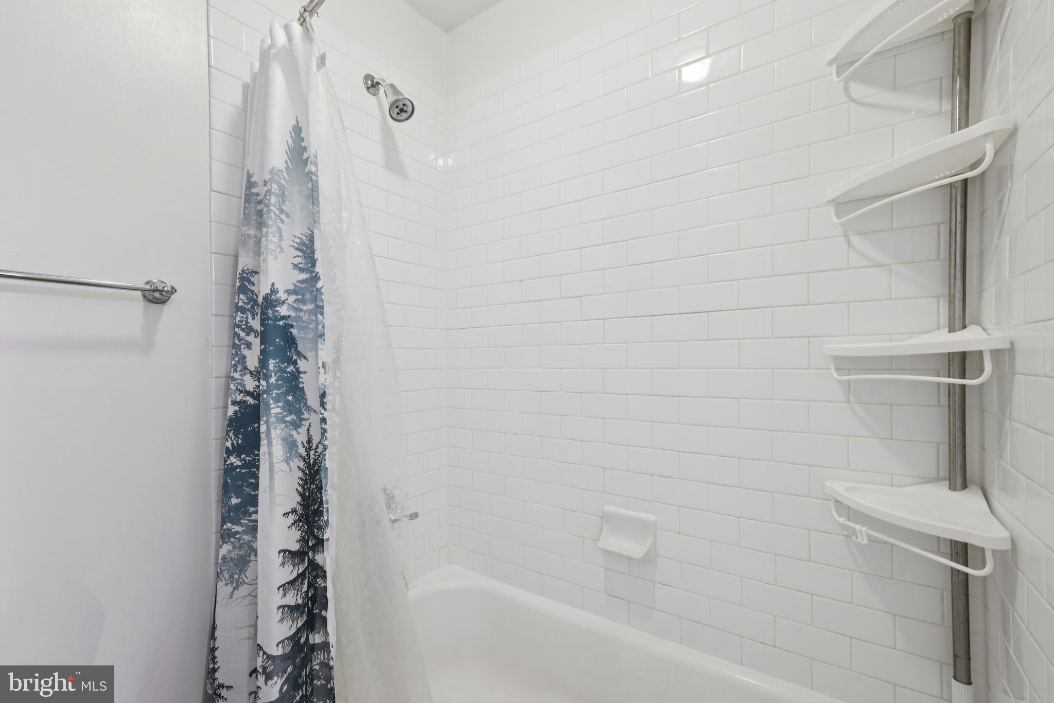 BARCLAY - Residential