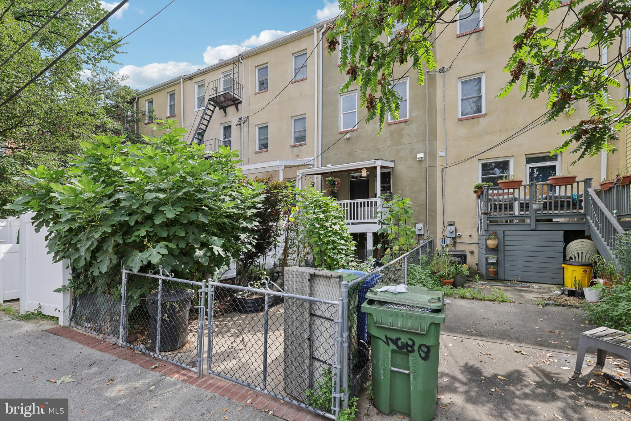 BARCLAY - Residential