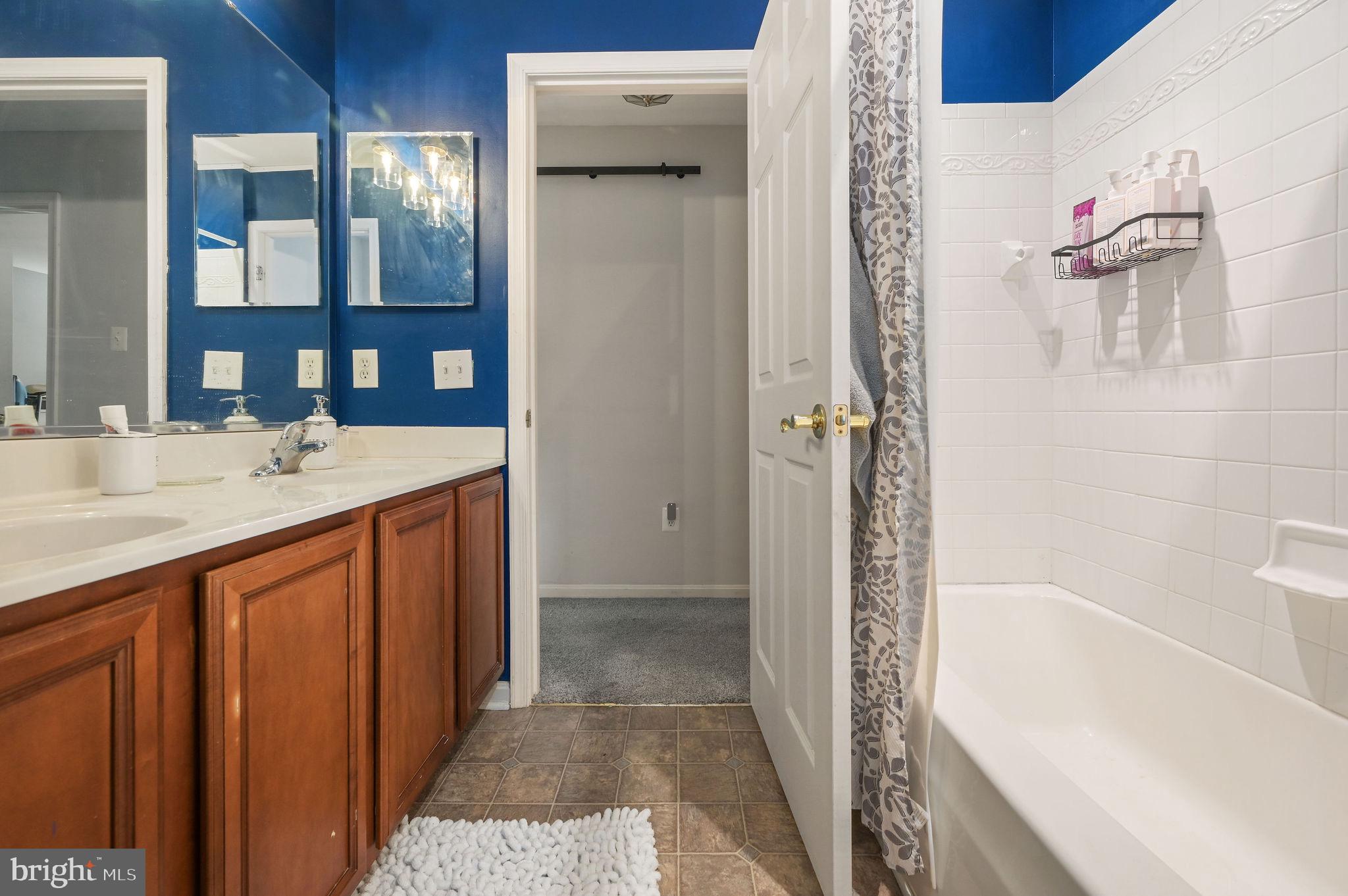 CHESTNUT RIDGE - Residential