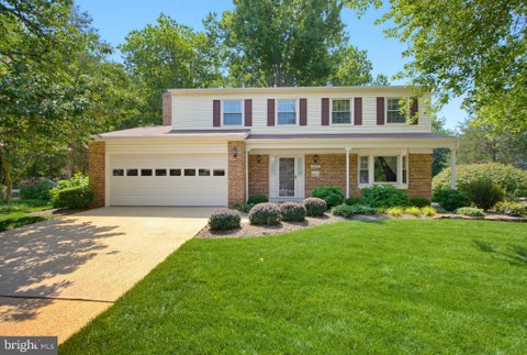 Photo of 14287 Jameson Court, CENTREVILLE, VA 20120 (MLS # VAFX2333070)