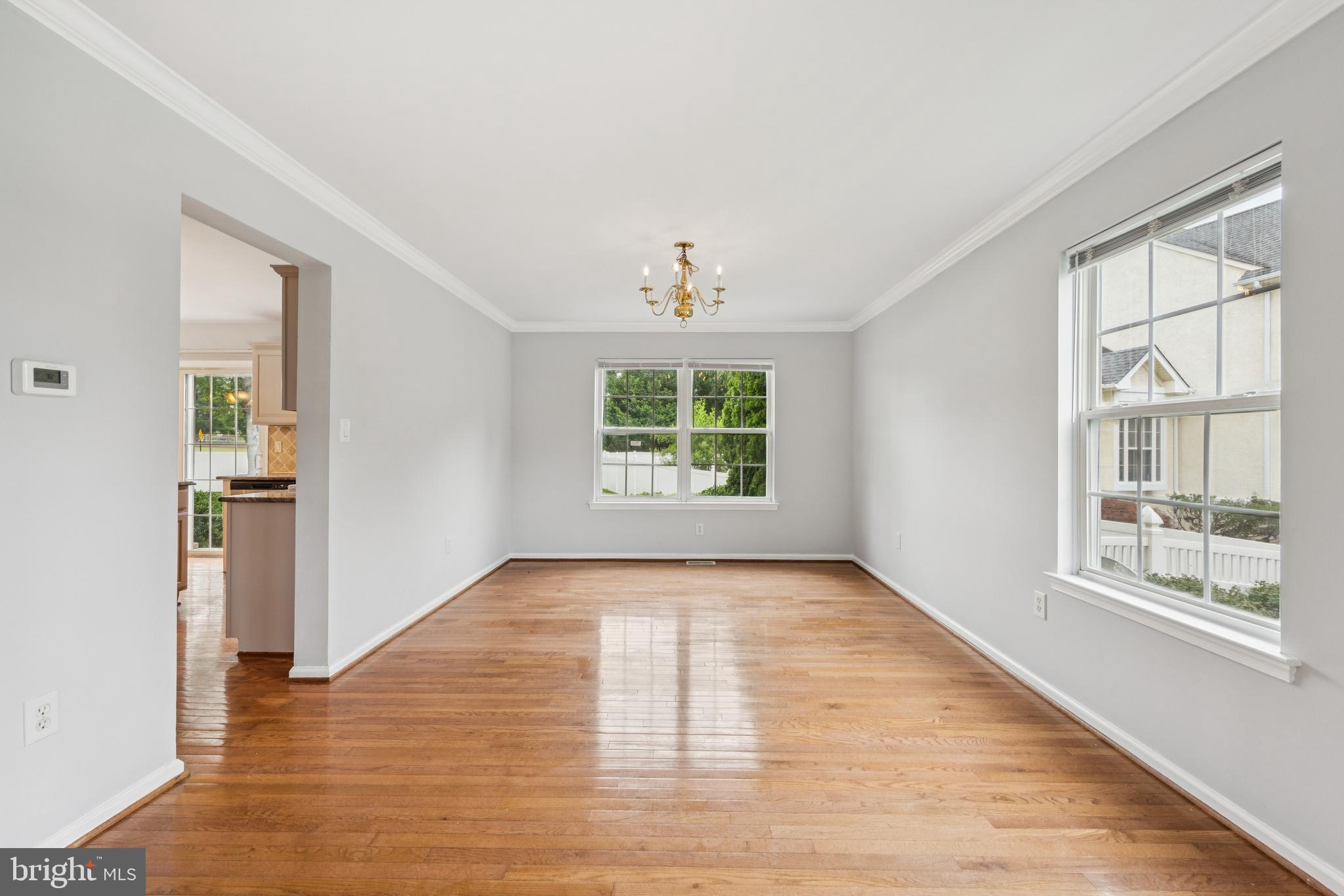 32 EQUESTRIAN LANE