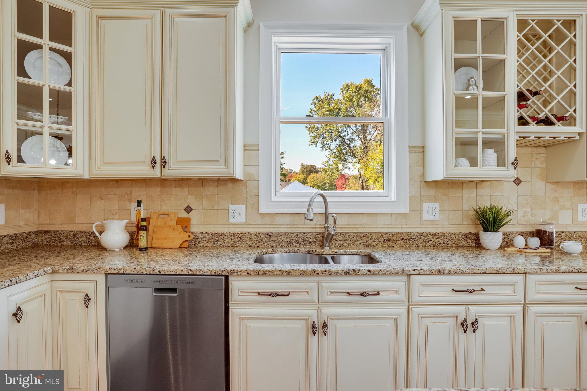 PIMMIT HILLS - Residential