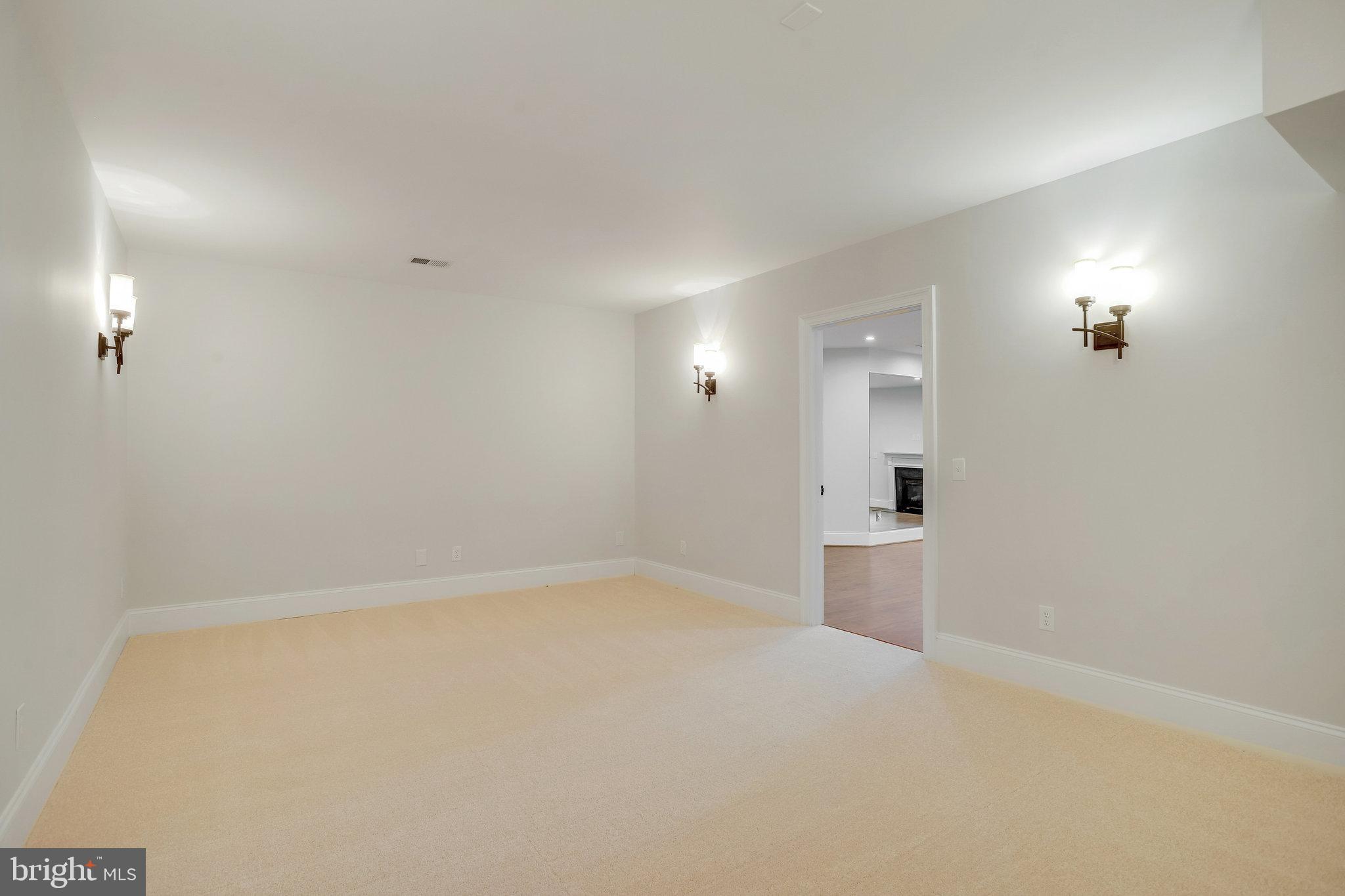 PIMMIT HILLS - Residential