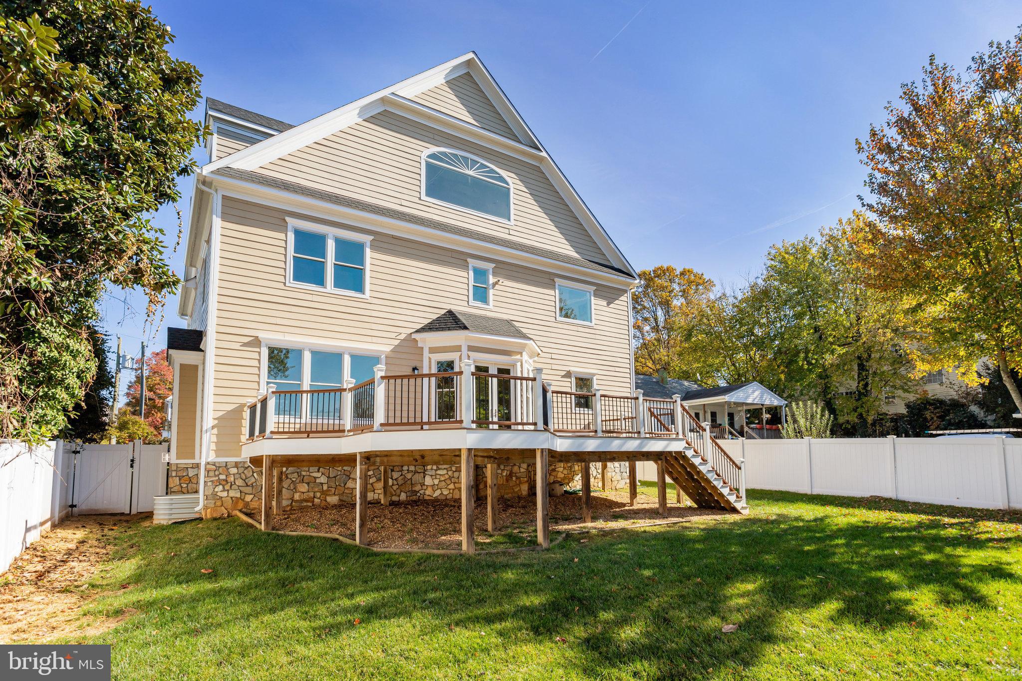 PIMMIT HILLS - Residential