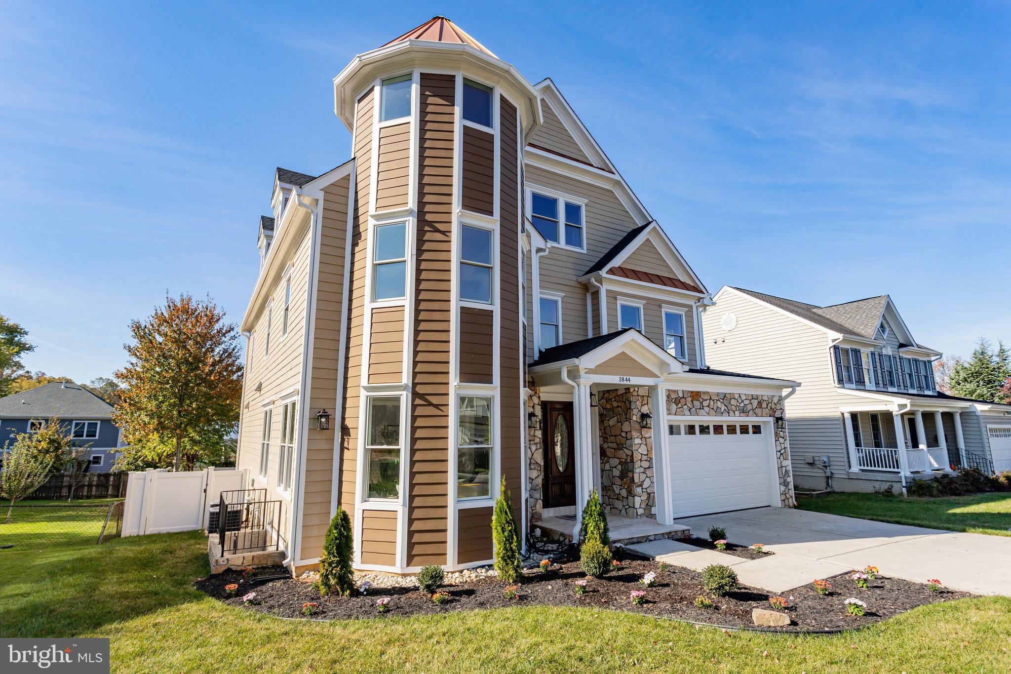 PIMMIT HILLS - Residential