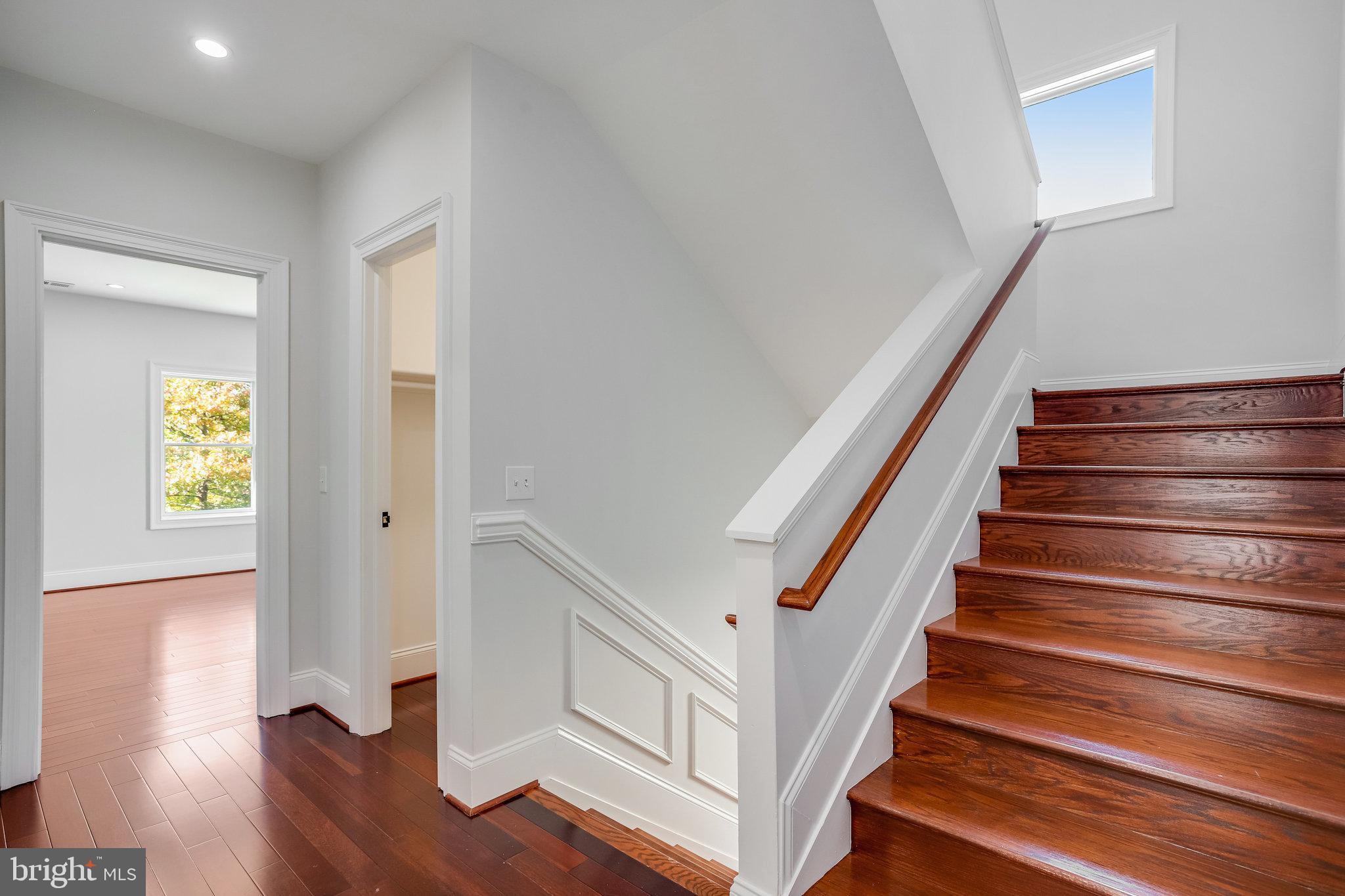 PIMMIT HILLS - Residential