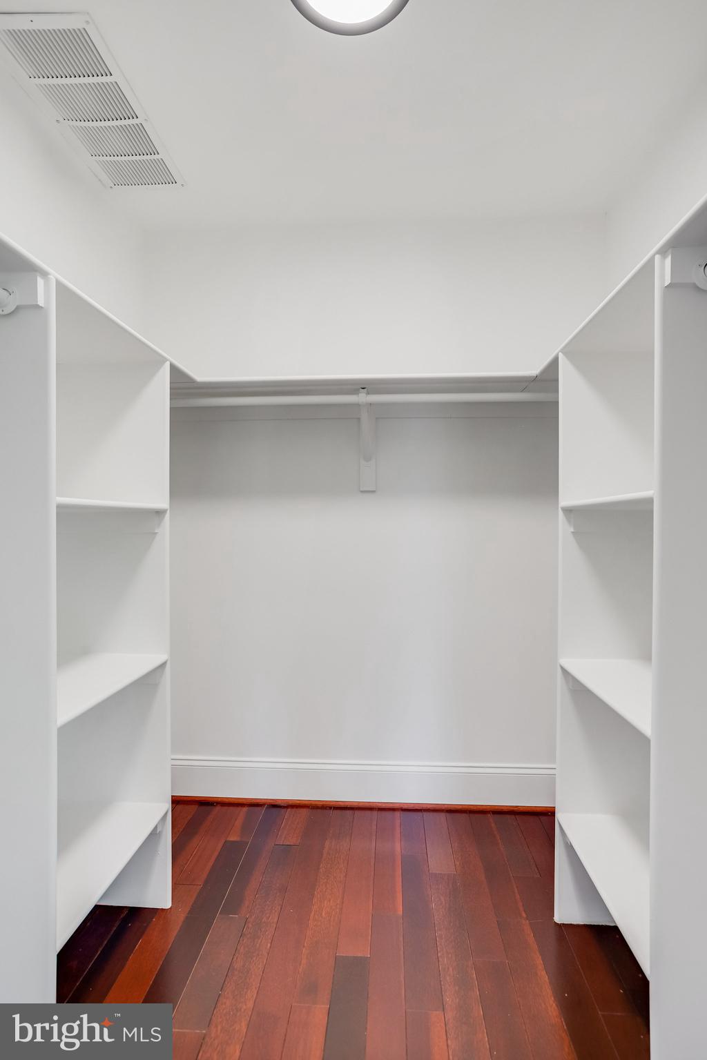 PIMMIT HILLS - Residential