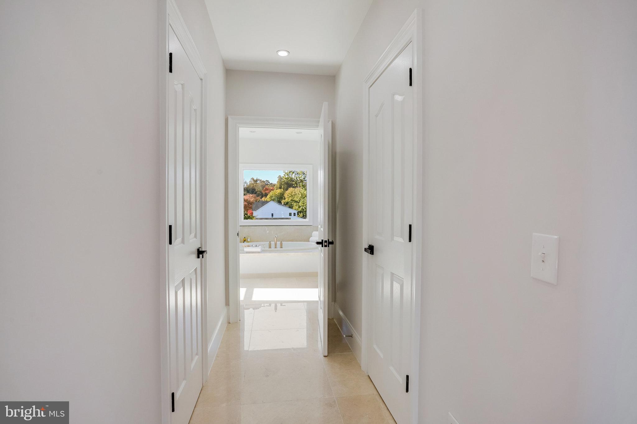 PIMMIT HILLS - Residential