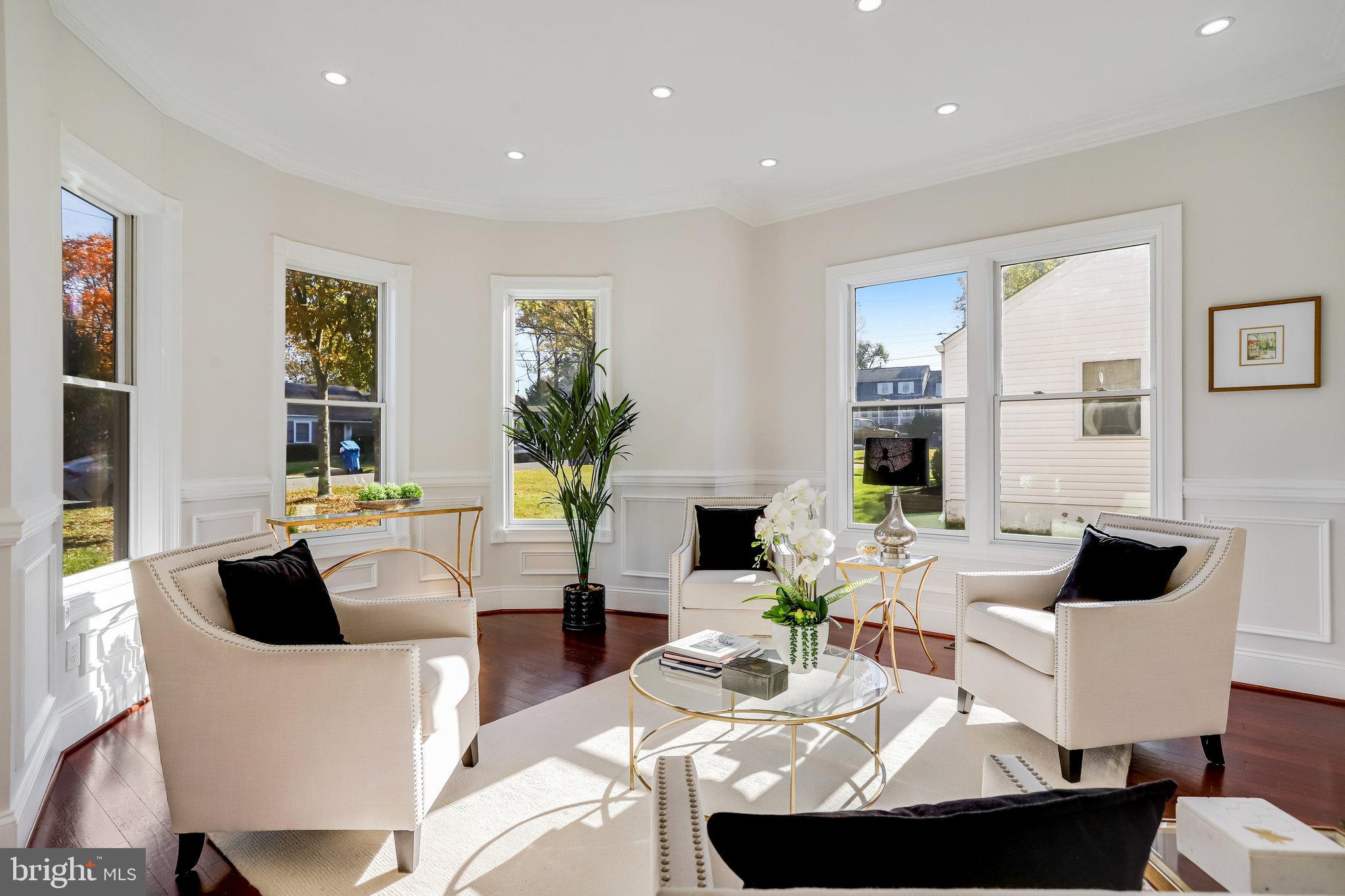 PIMMIT HILLS - Residential