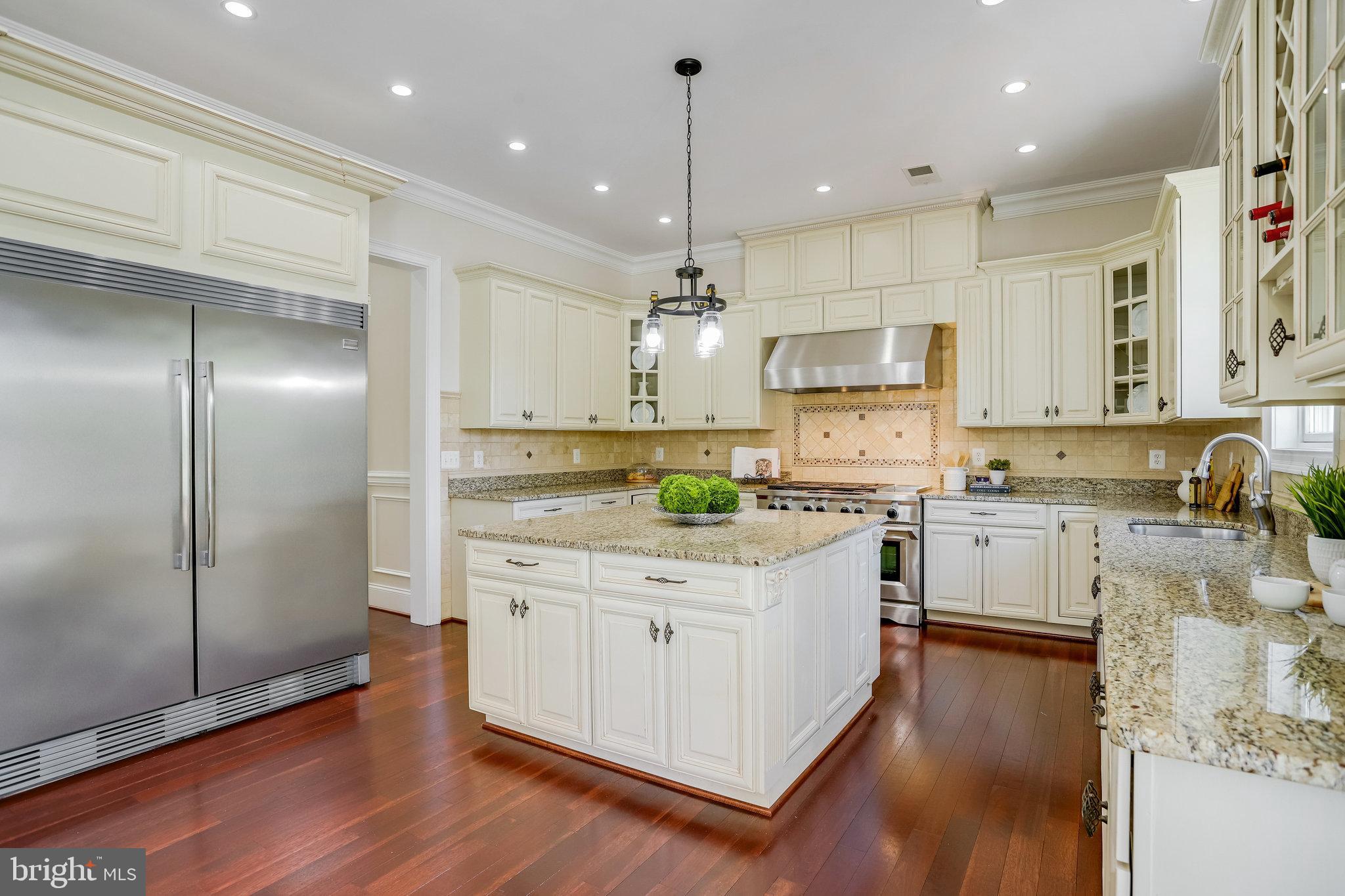 PIMMIT HILLS - Residential