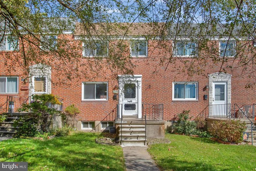 Gorgeous, renovated, three bedroom townhouse with with rare off street parking spots out front to go along with possibility for parking in back.  Great location with easy access to 695, shopping, colleges and universities.  Motivated seller. Make an offer today.