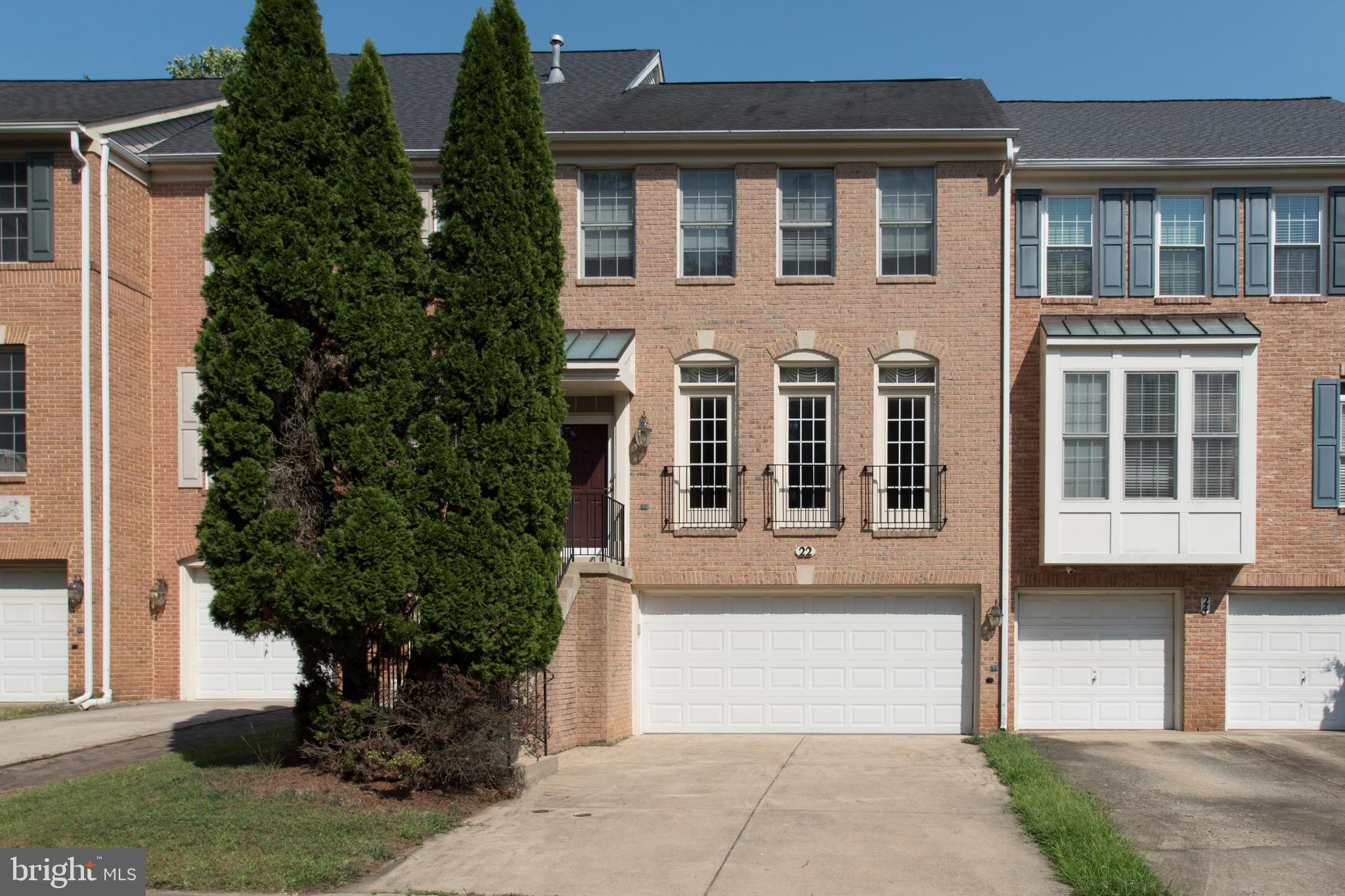 WILLOWS OF POTOMAC - Residential Lease