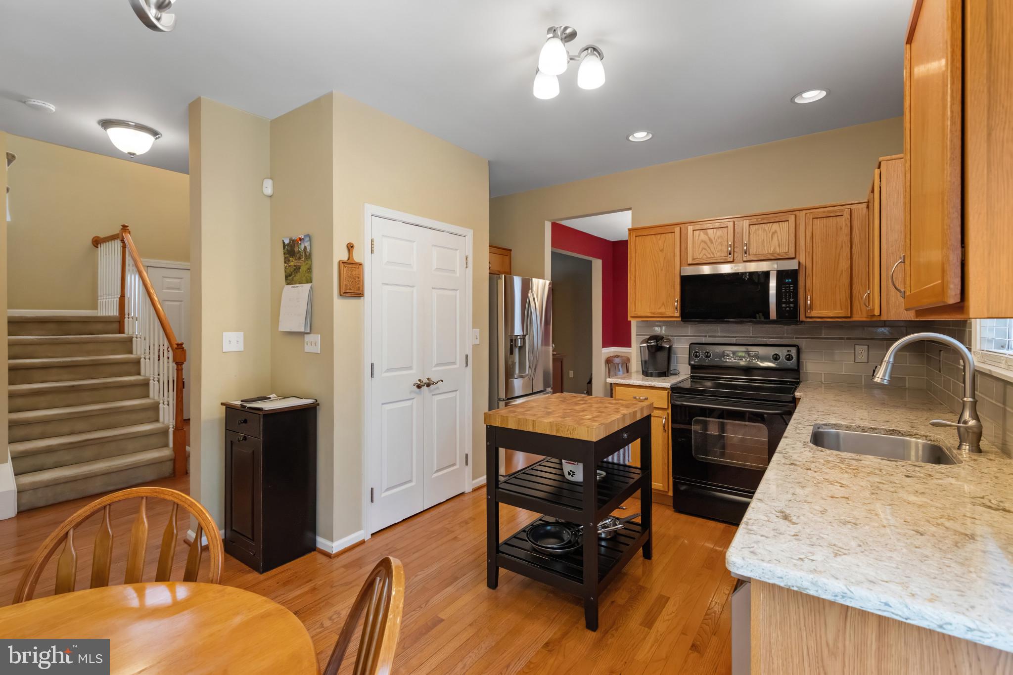 APRICOT FARMS - Residential