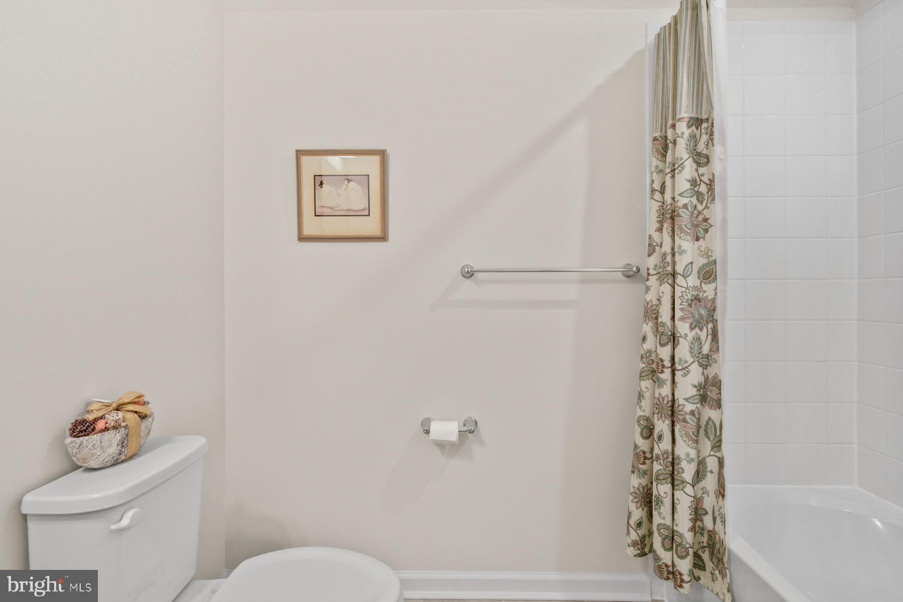 HERON PONDS - Residential