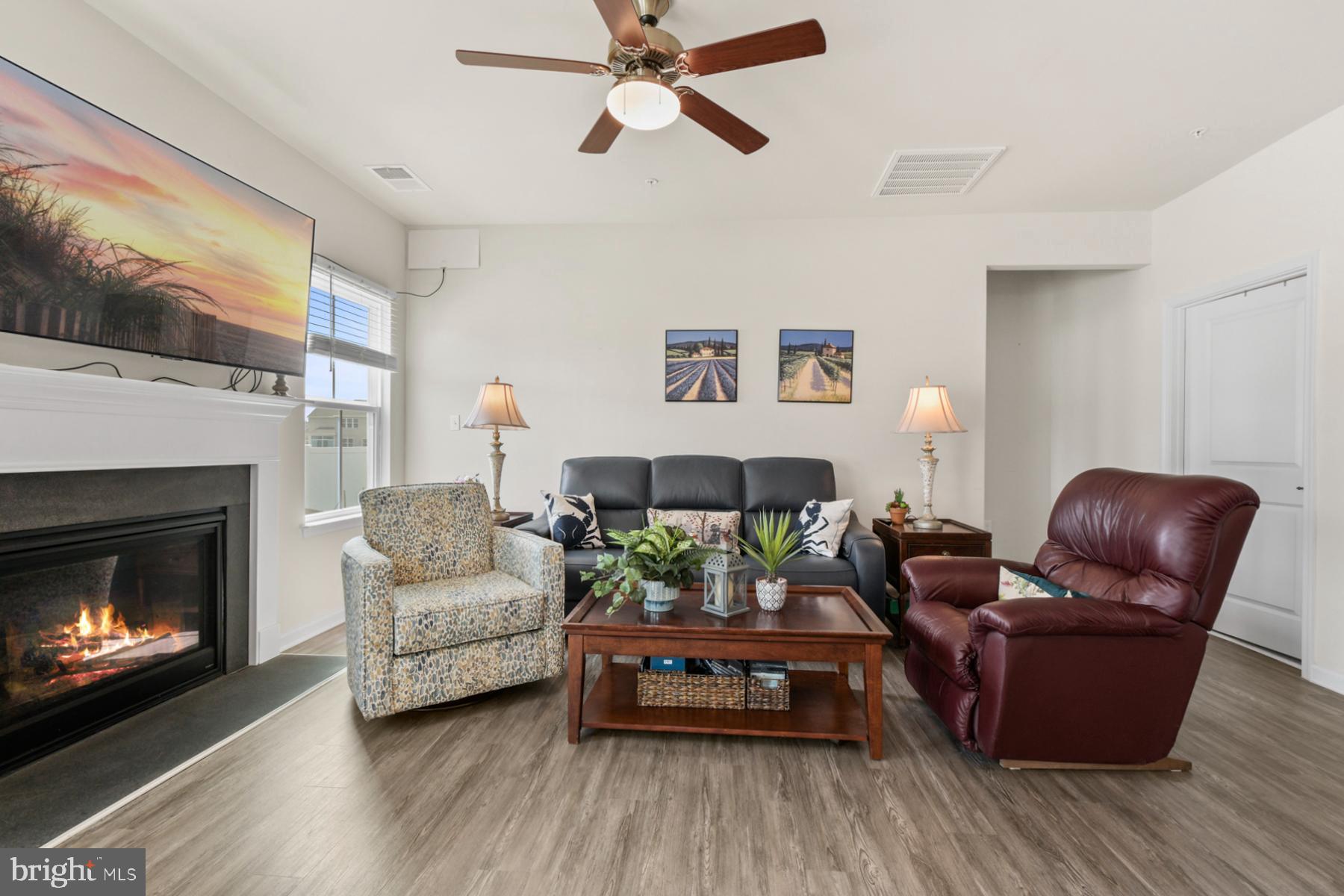 HERON PONDS - Residential