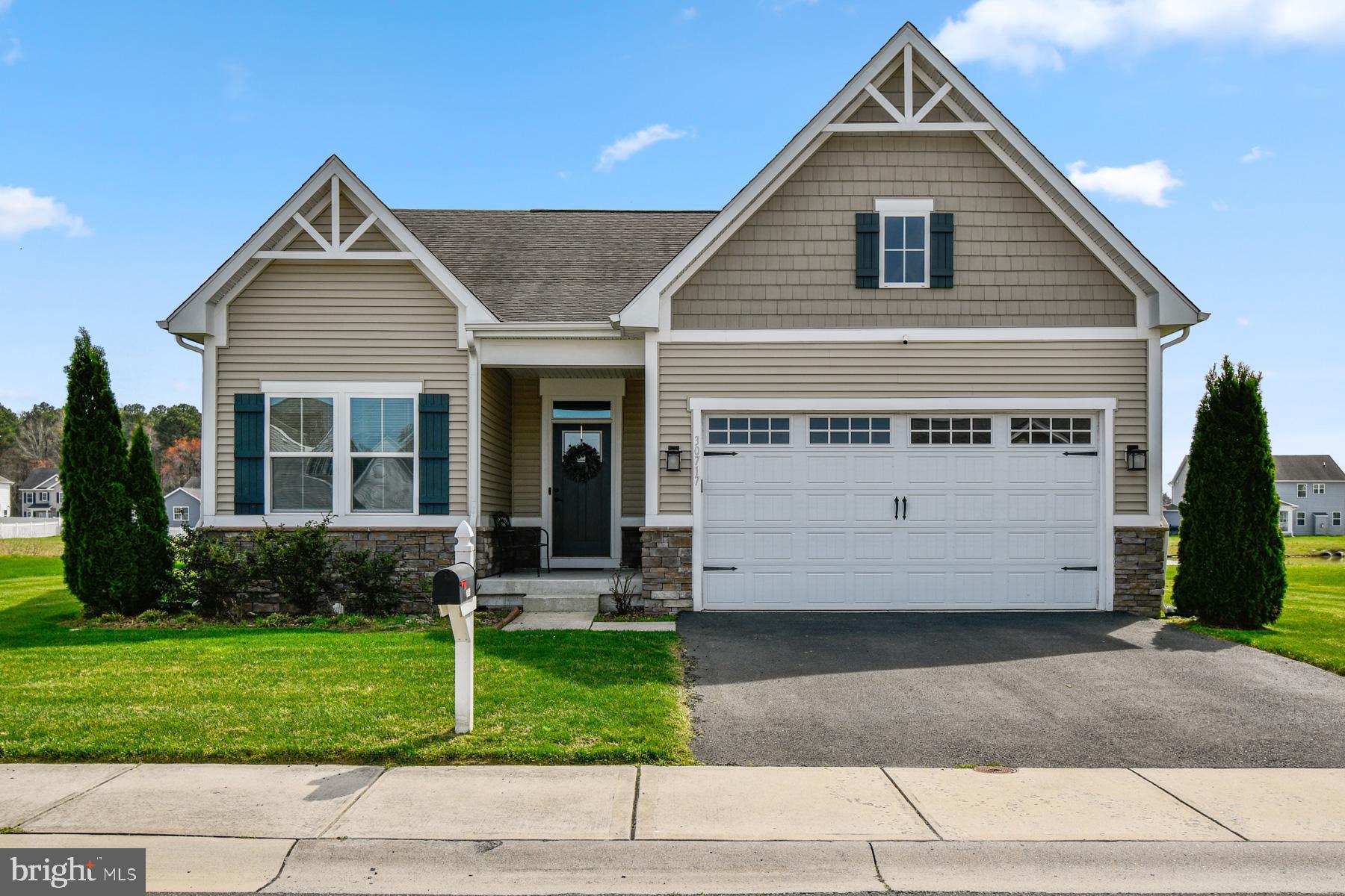 HERON PONDS - Residential