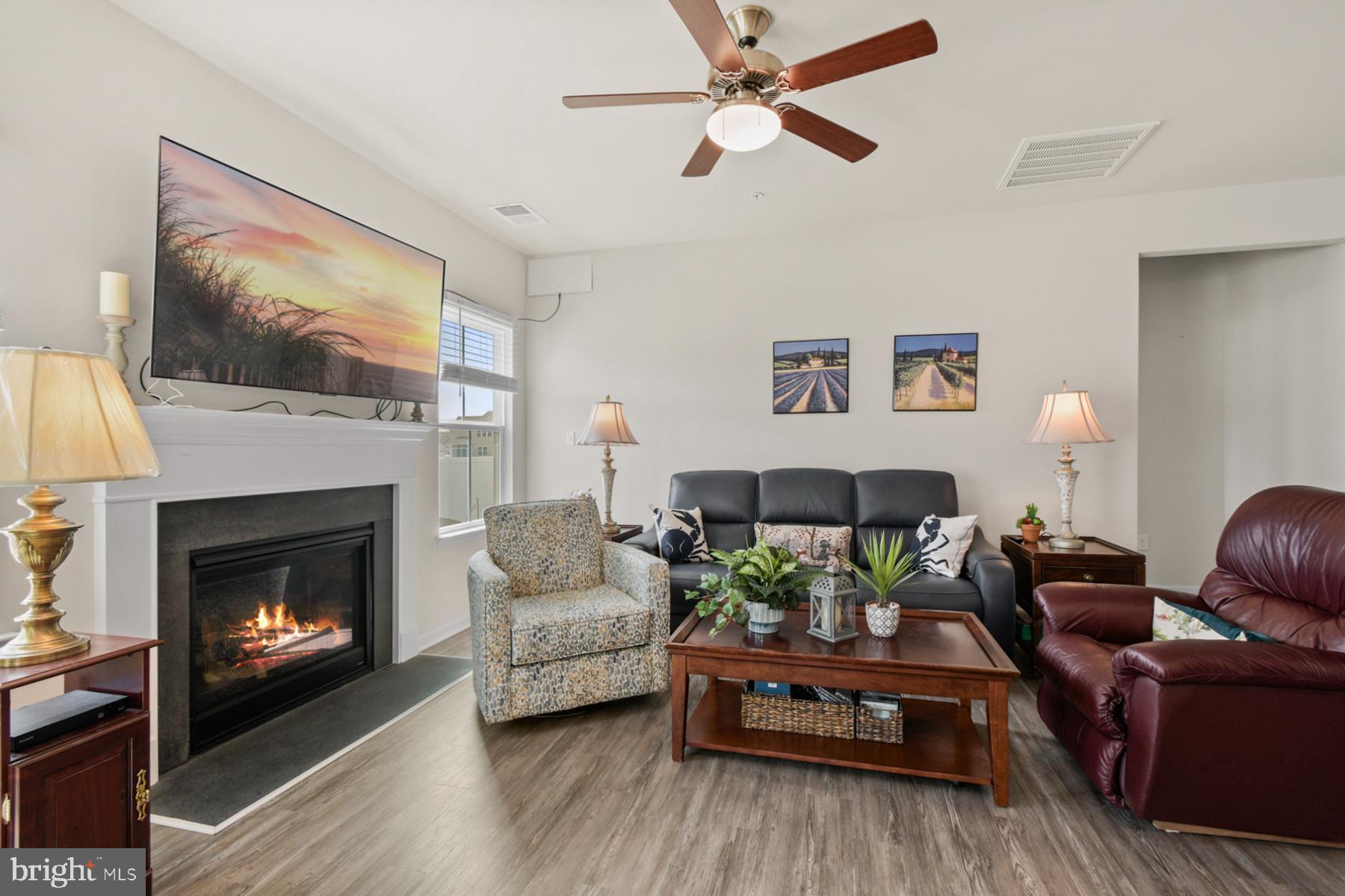 HERON PONDS - Residential