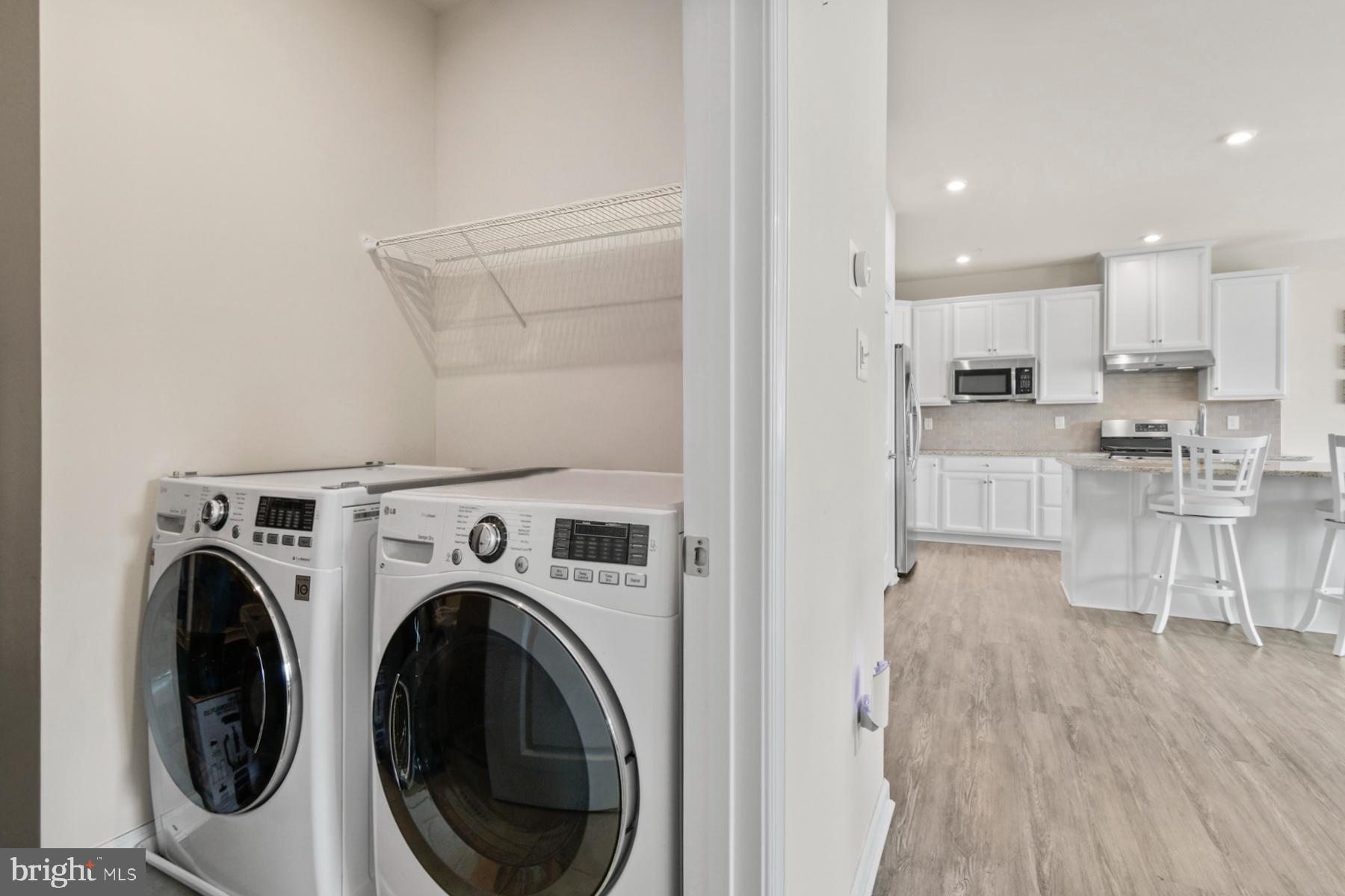 HERON PONDS - Residential