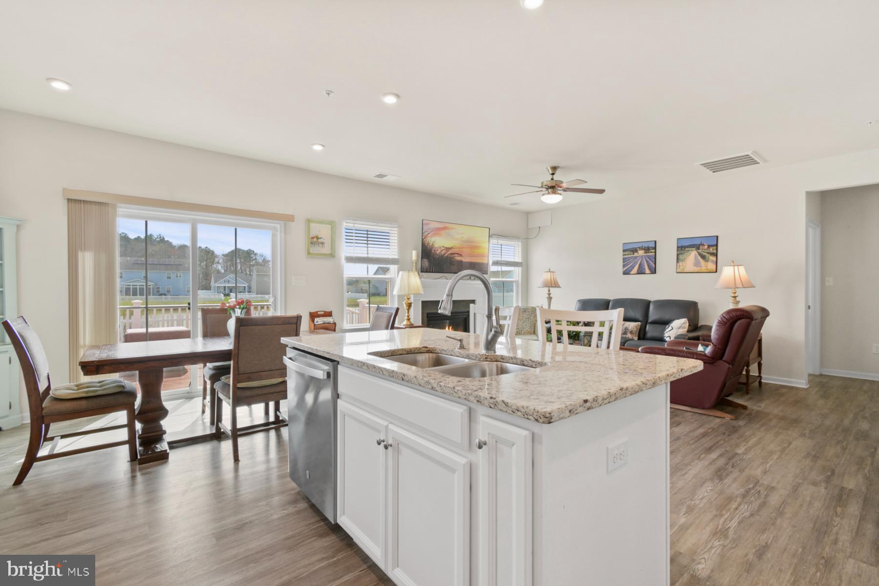 HERON PONDS - Residential