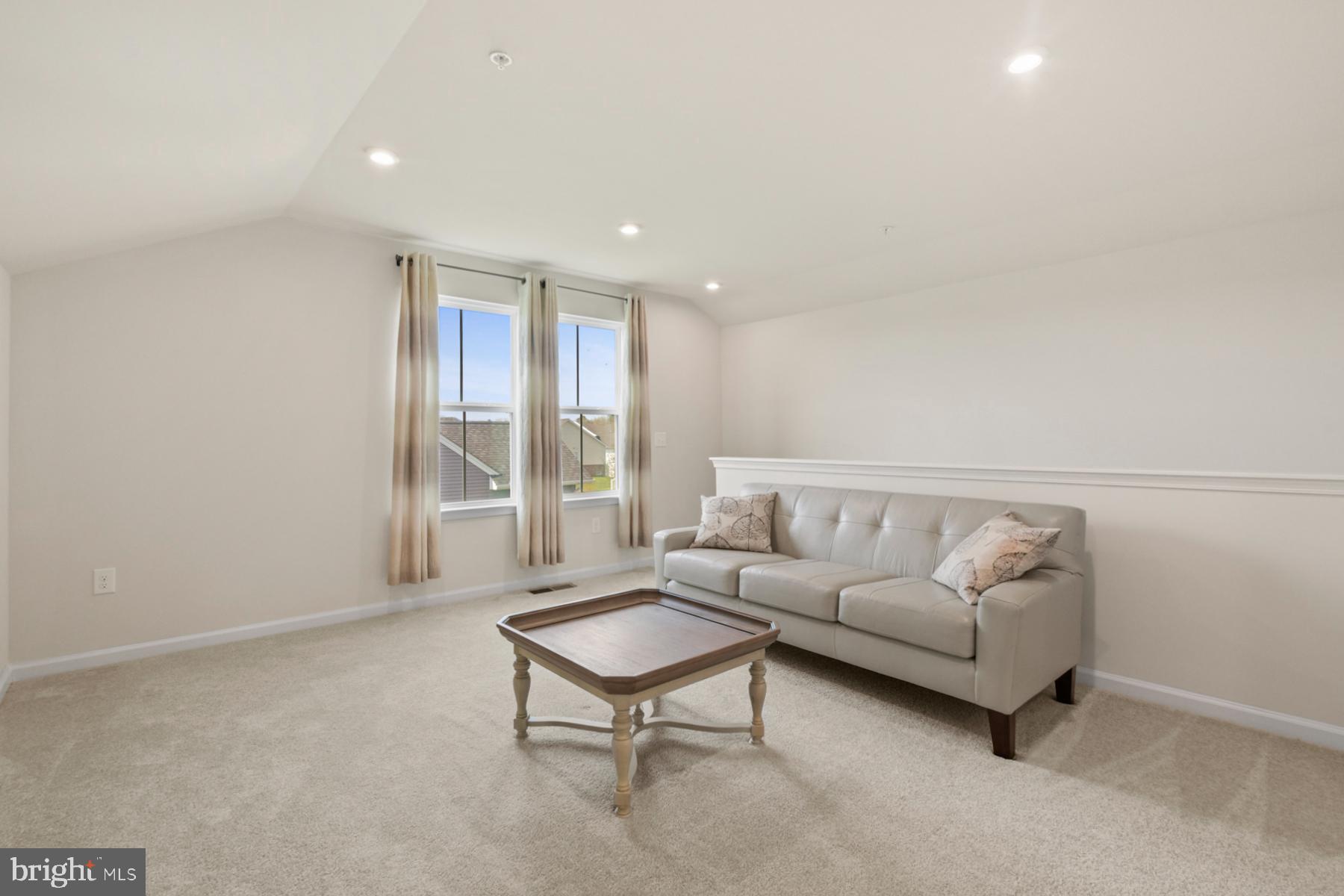 HERON PONDS - Residential