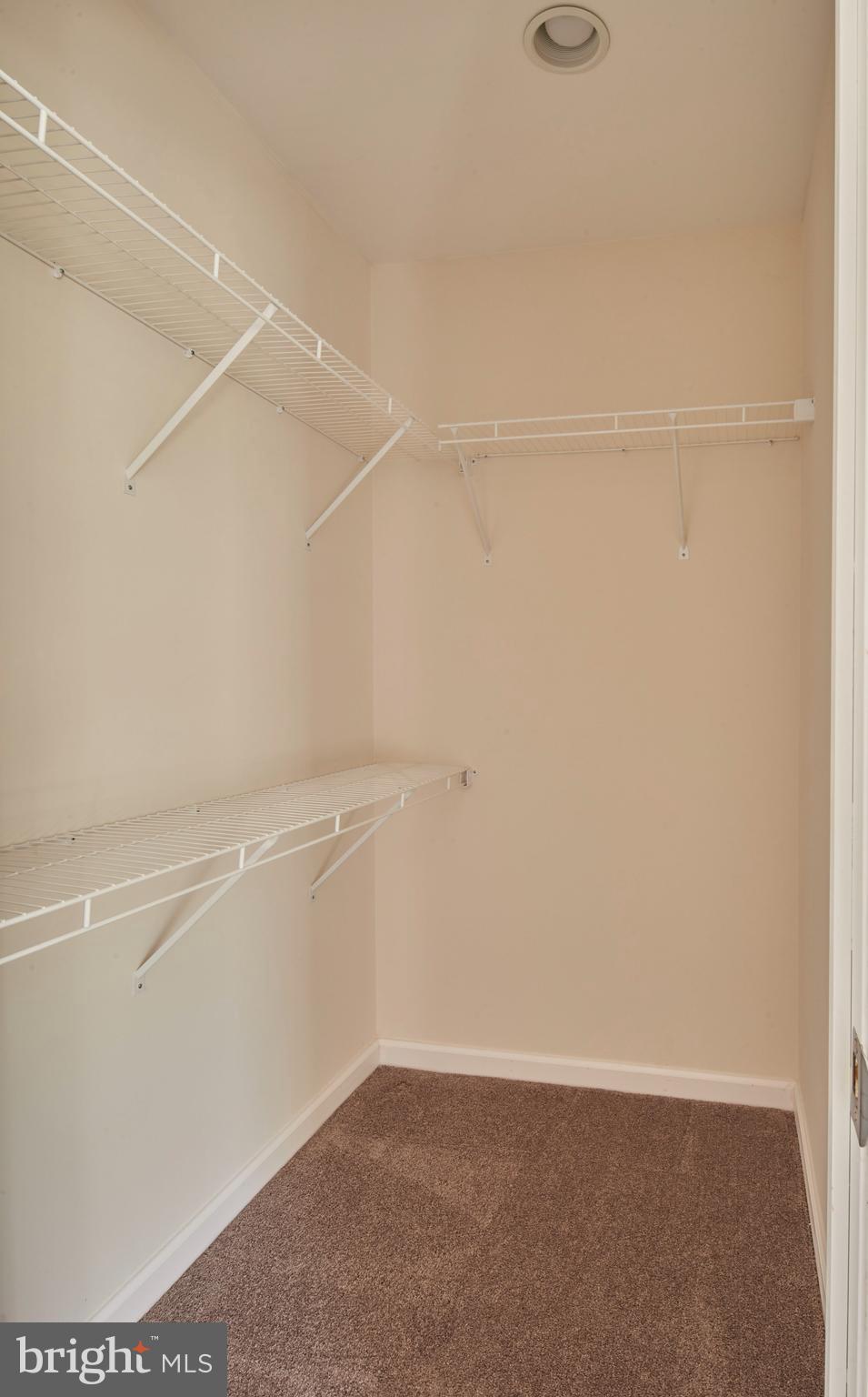 NITTANY GROVE - Residential