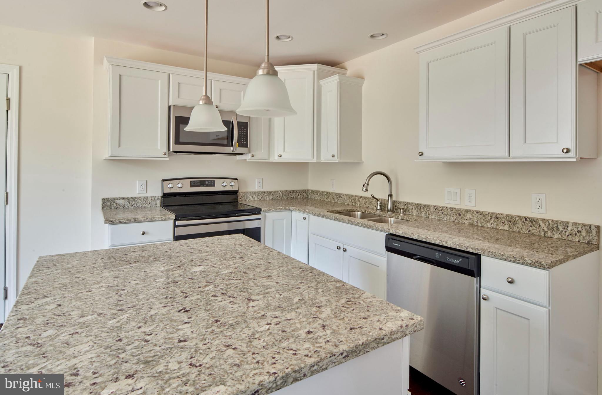 NITTANY GROVE - Residential
