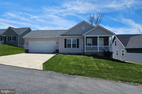Condo For Sale - 192 Timberwood Trail<br/> CENTRE HALL, PA 16828
