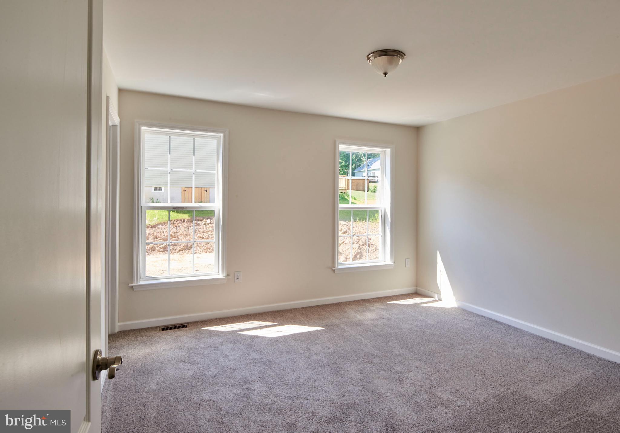NITTANY GROVE - Residential
