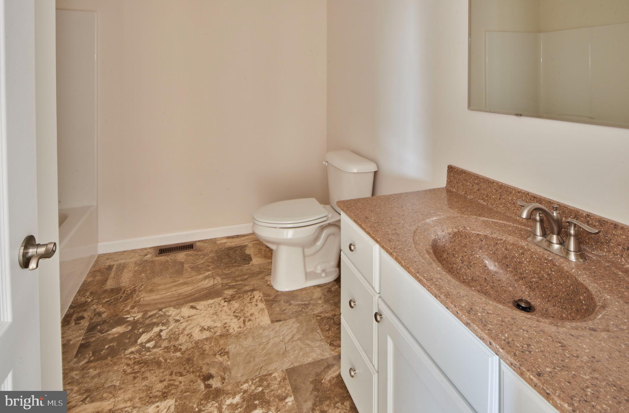 NITTANY GROVE - Residential