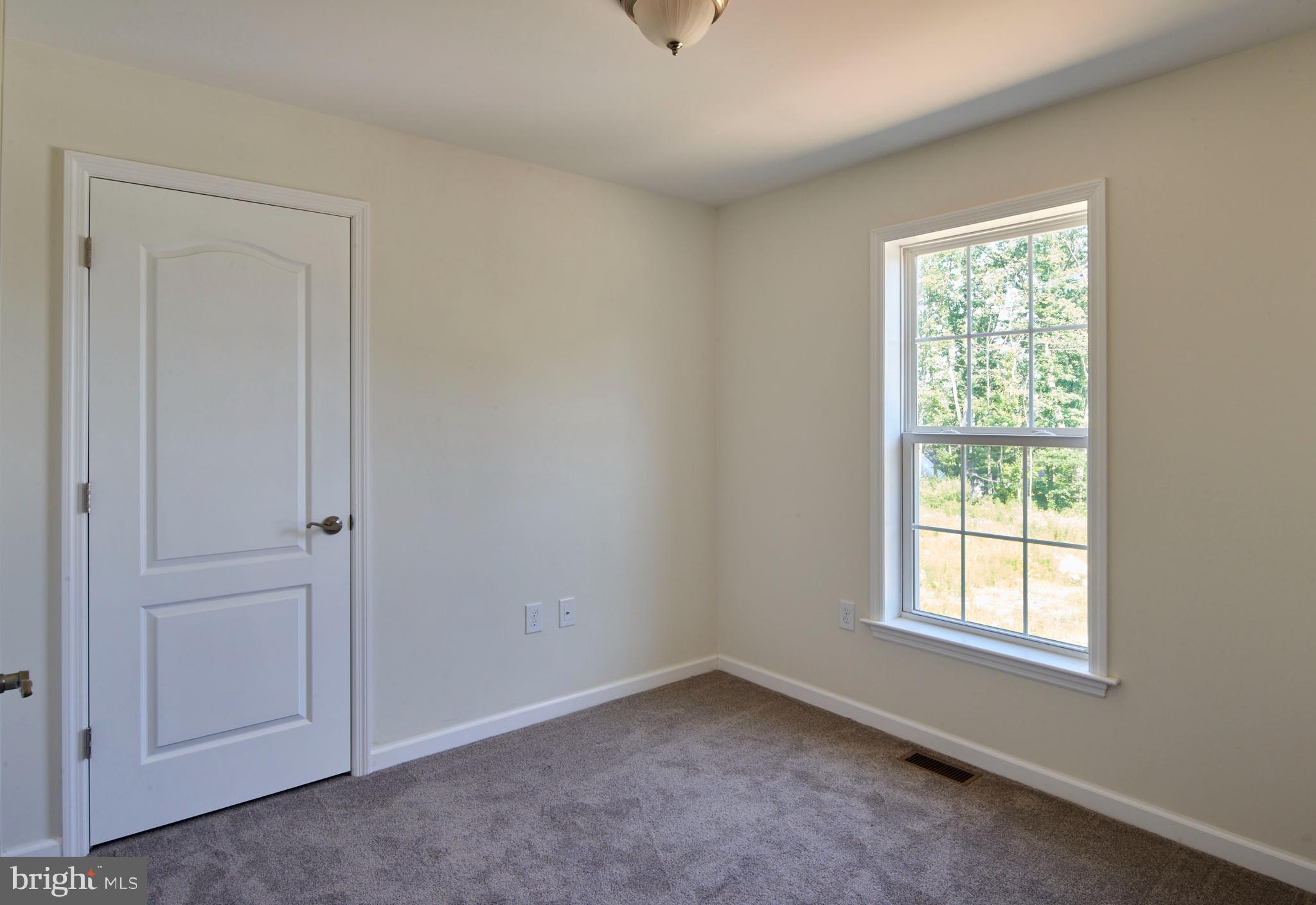 NITTANY GROVE - Residential