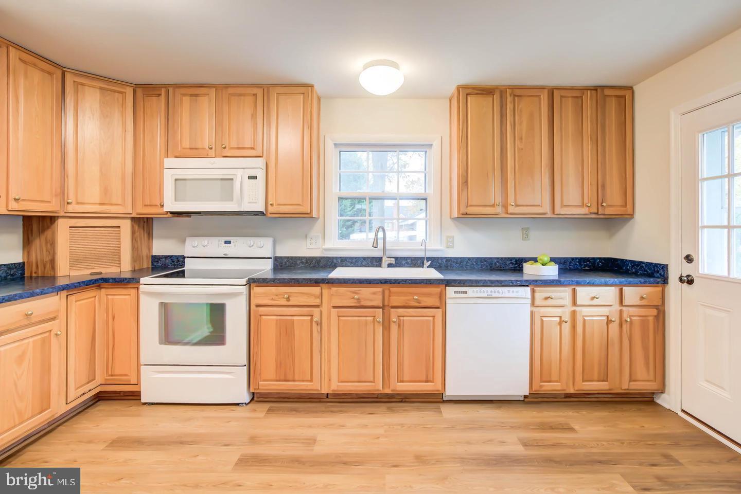 HOME ACRES - Residential Lease