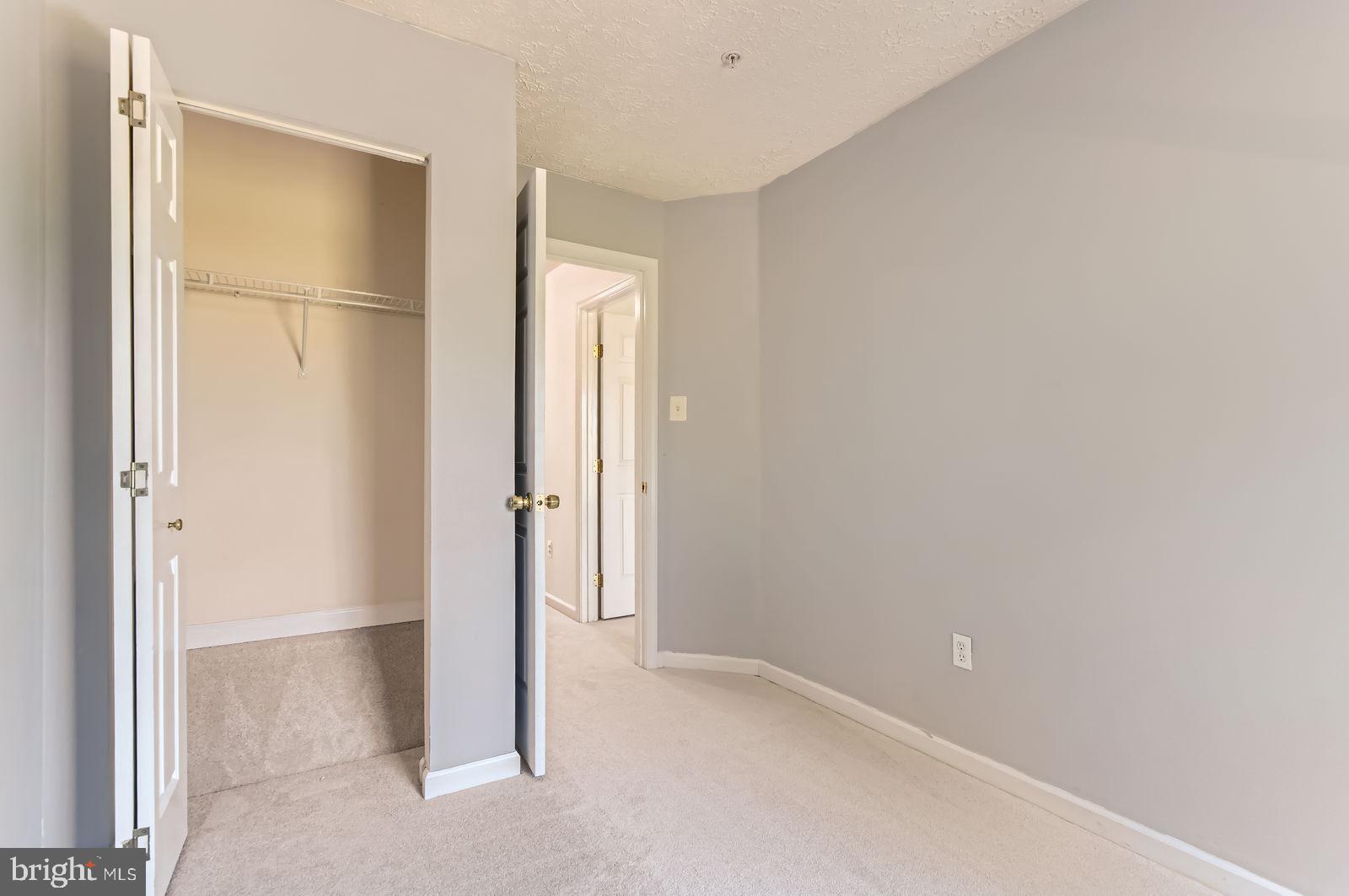 BRIGHT OAKS - Residential