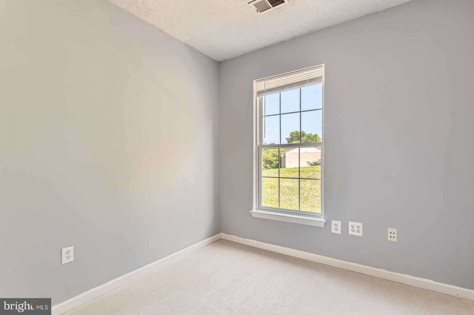 BRIGHT OAKS - Residential
