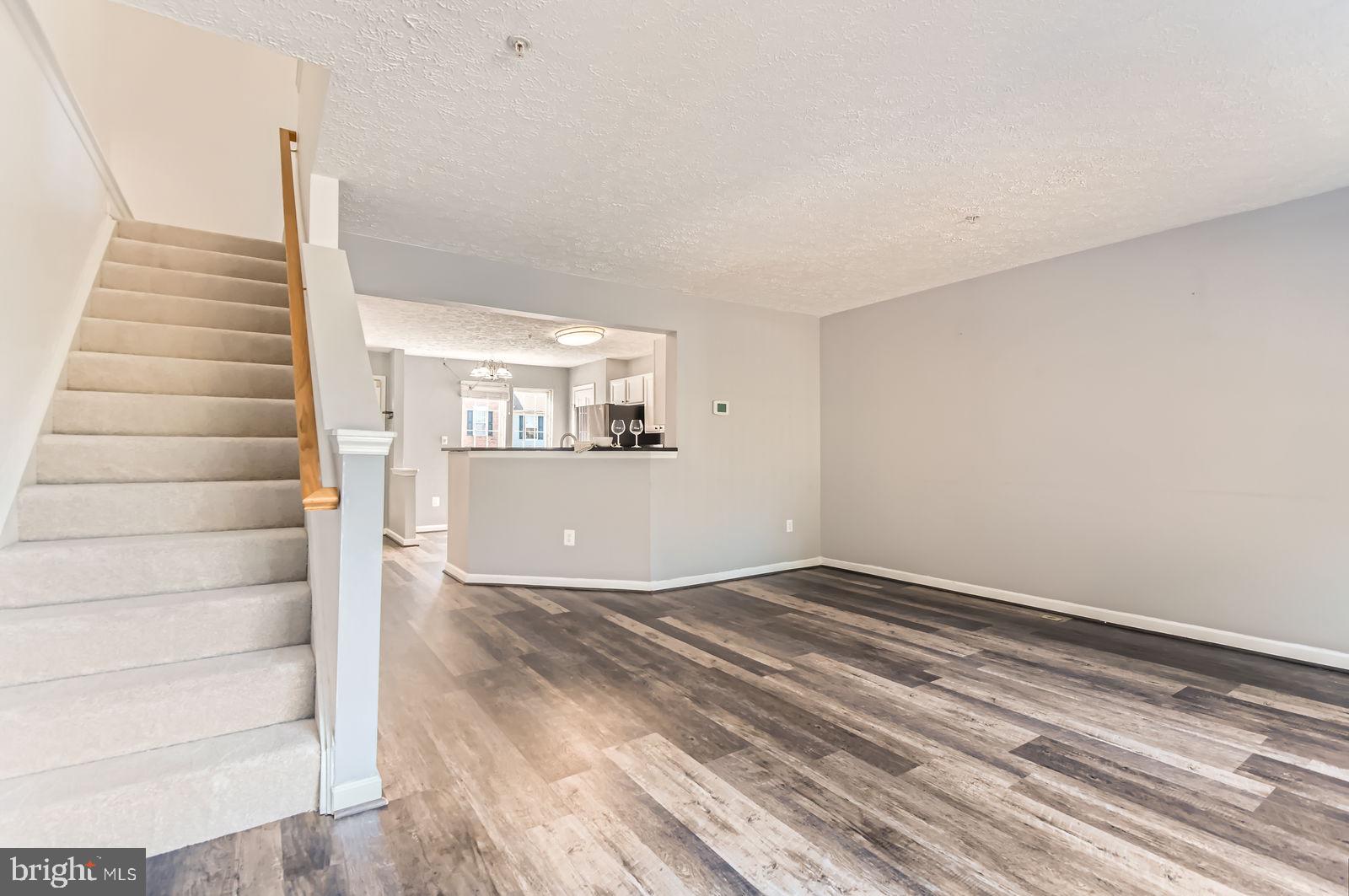 BRIGHT OAKS - Residential