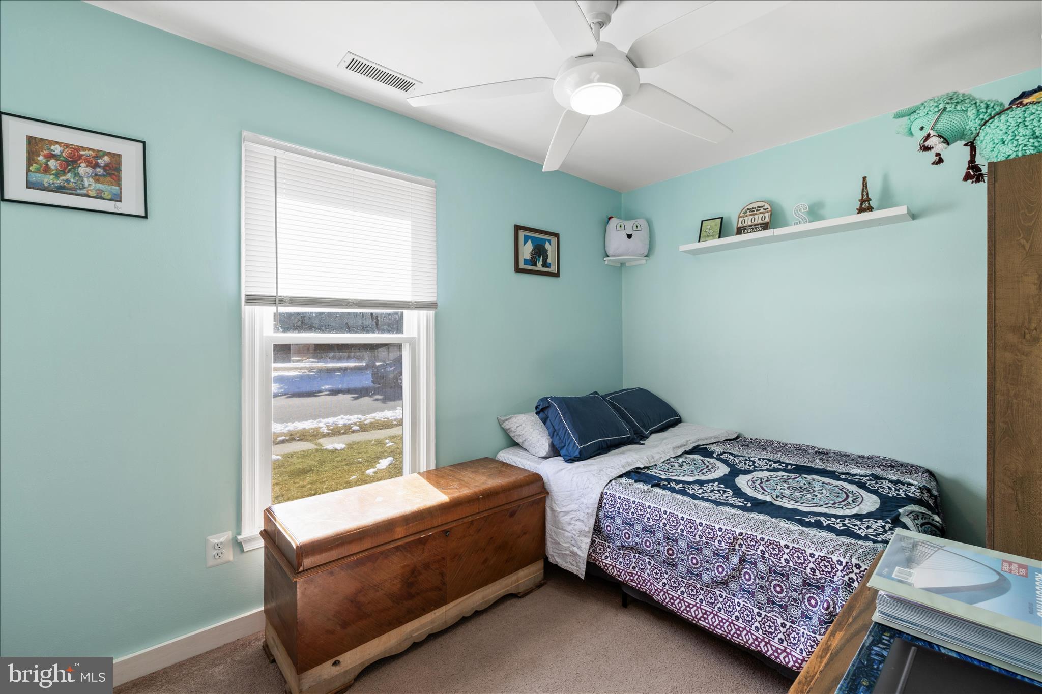 WOODSIDE MANOR - Residential