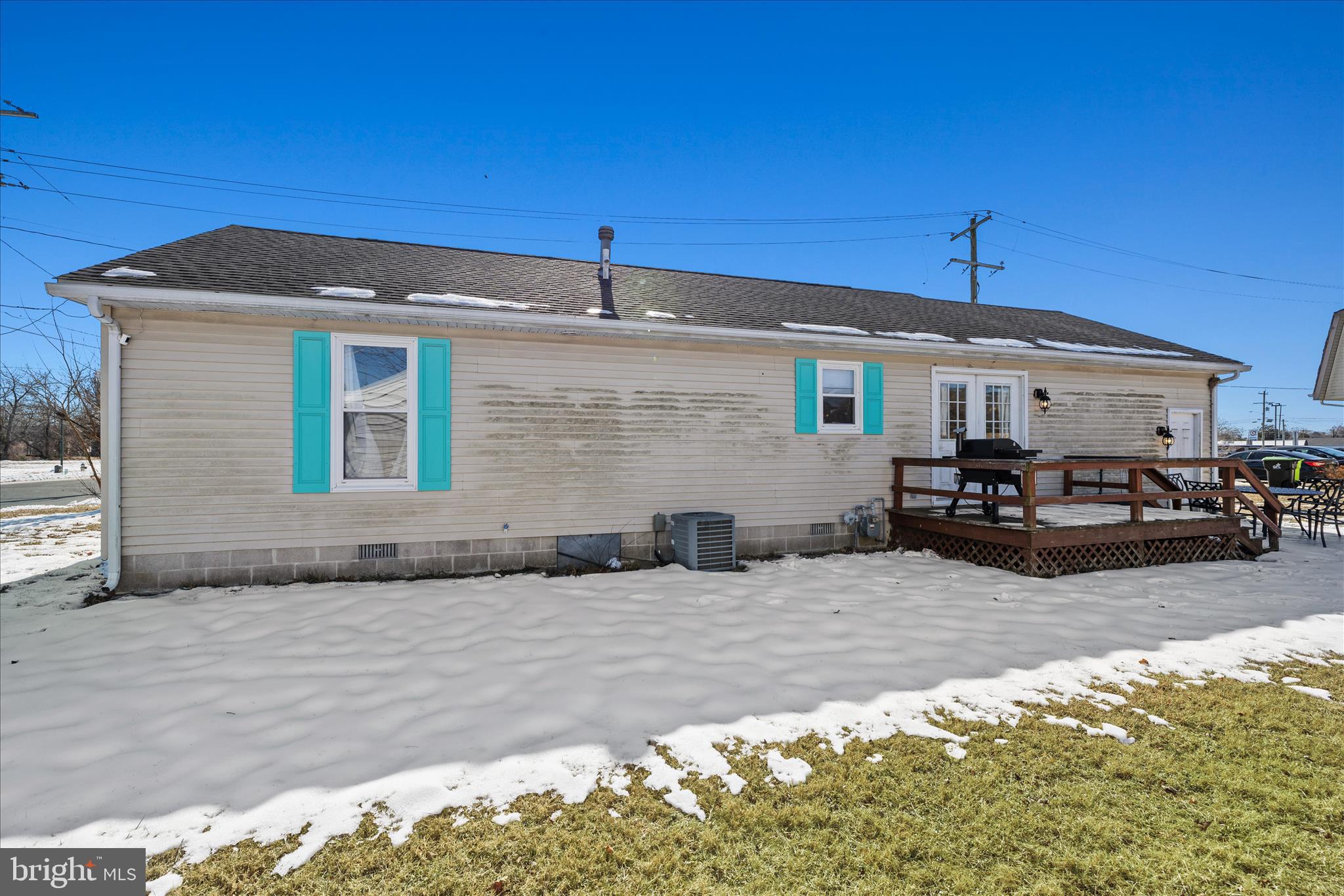 WOODSIDE MANOR - Residential