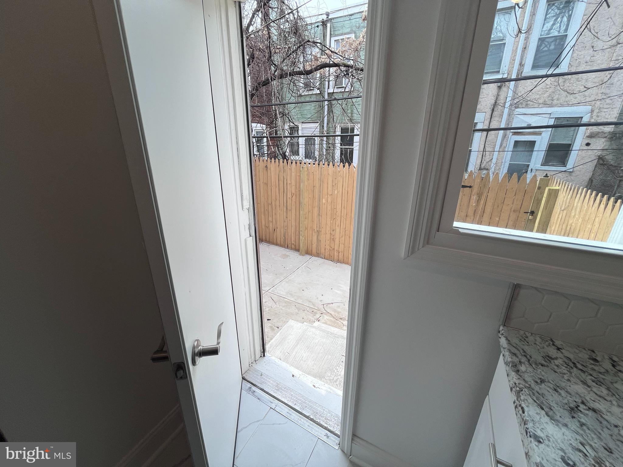 STRAWBERRY MANSION - Residential