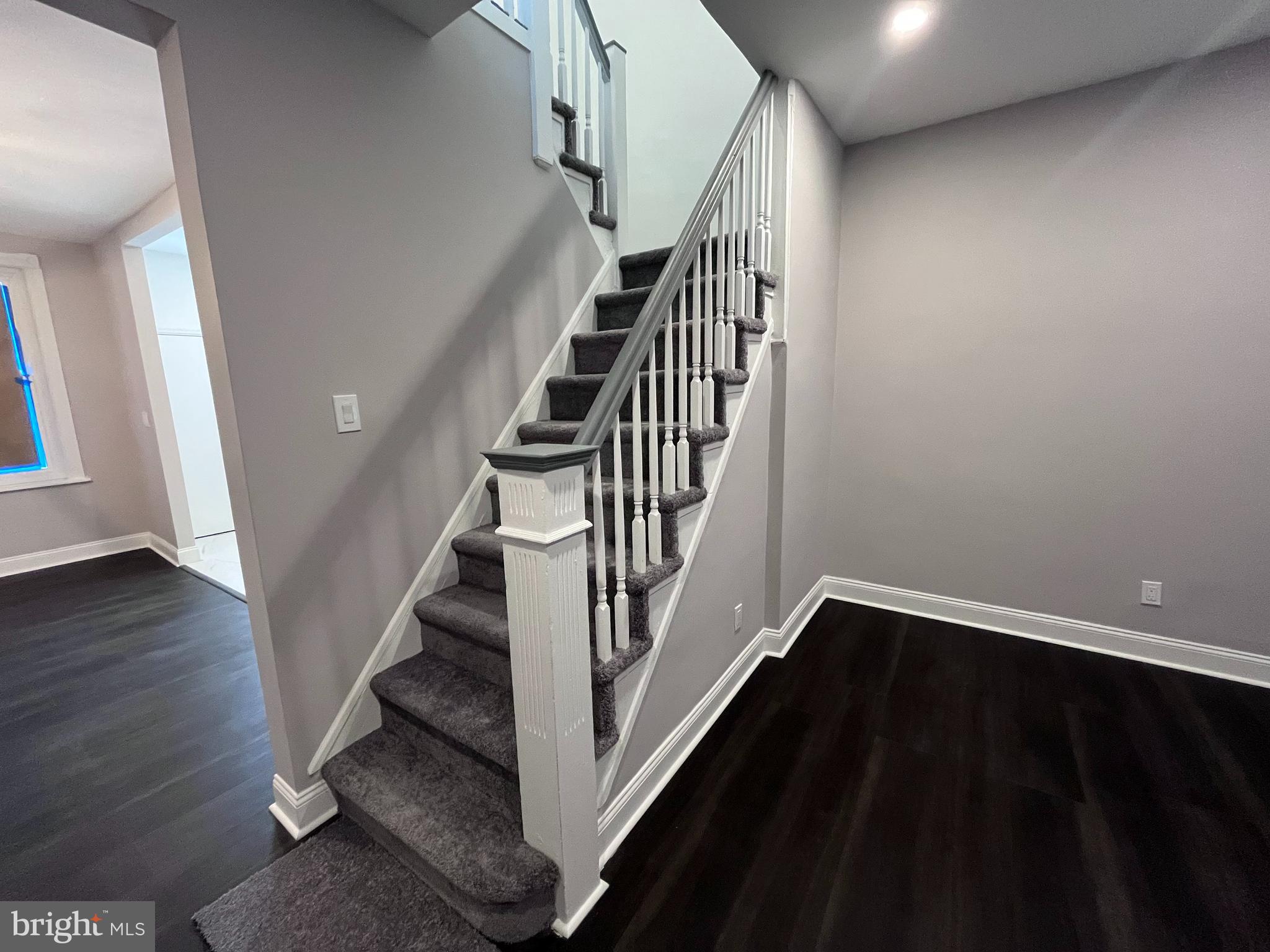 STRAWBERRY MANSION - Residential