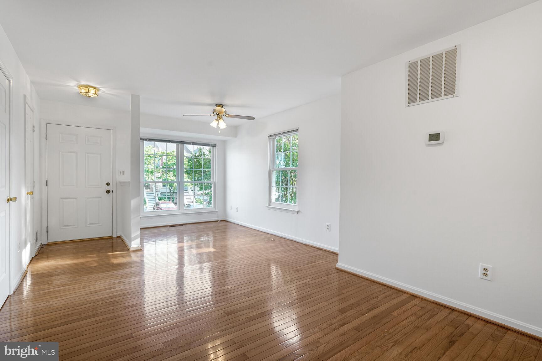 14188 AUTUMN CIRCLE