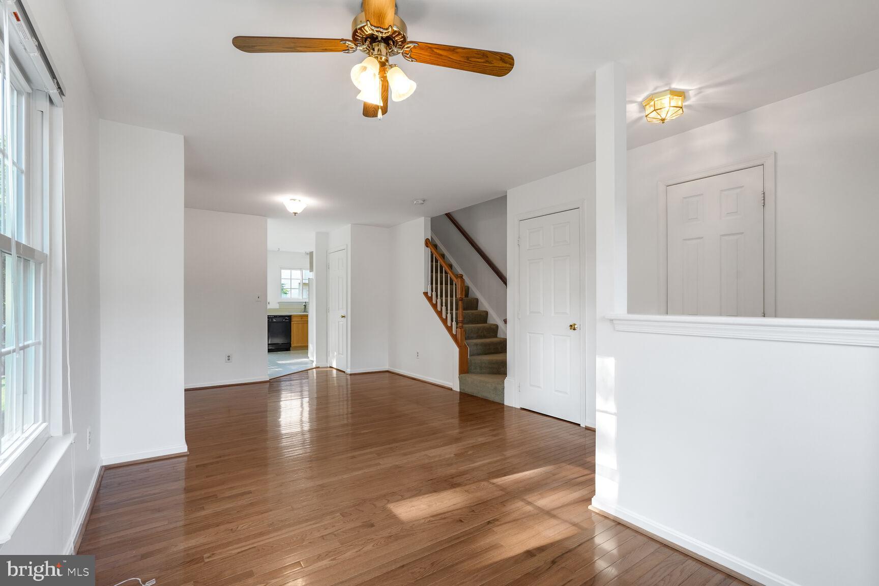14188 AUTUMN CIRCLE