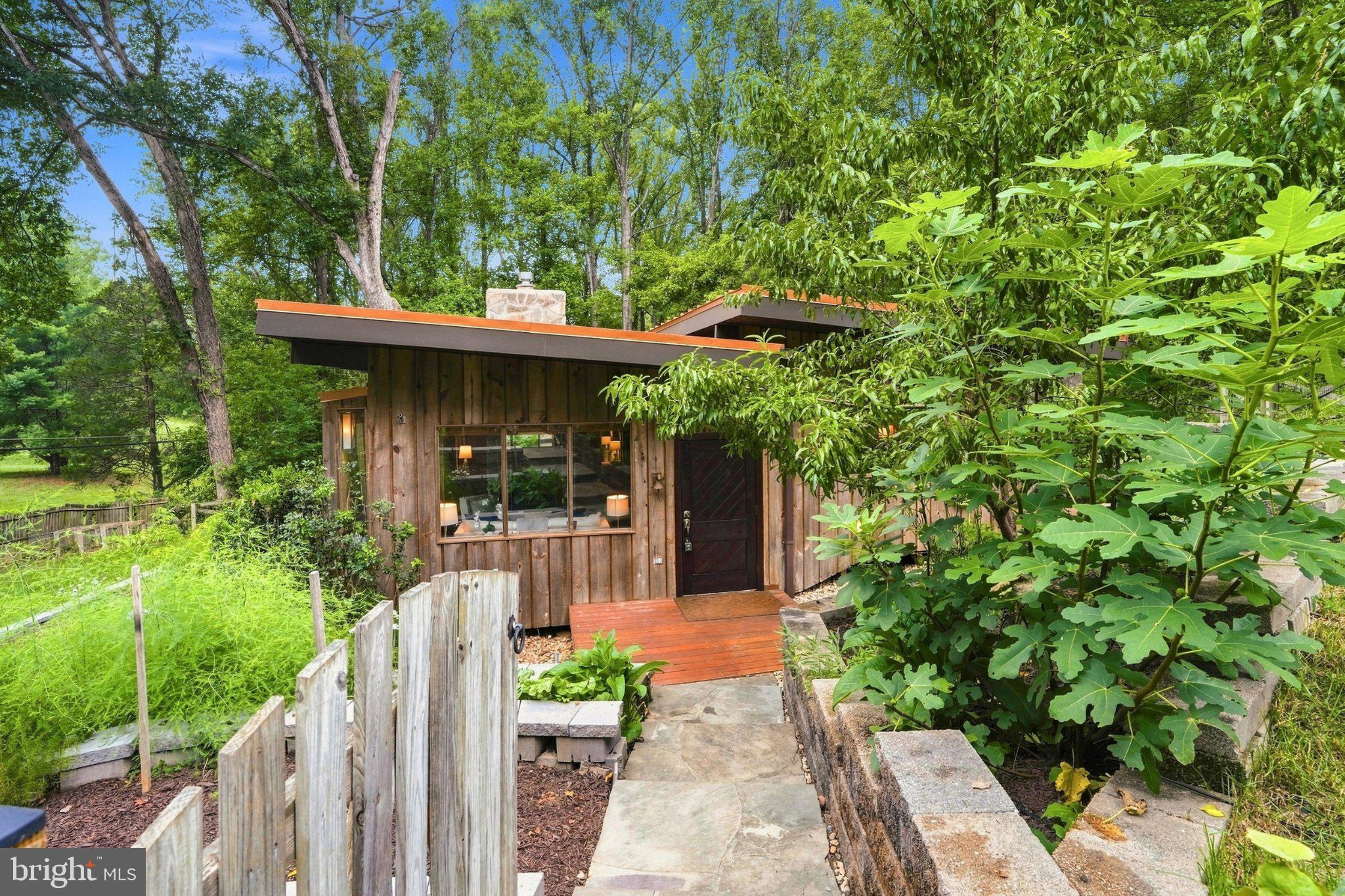 7221 CLIFTON ROAD