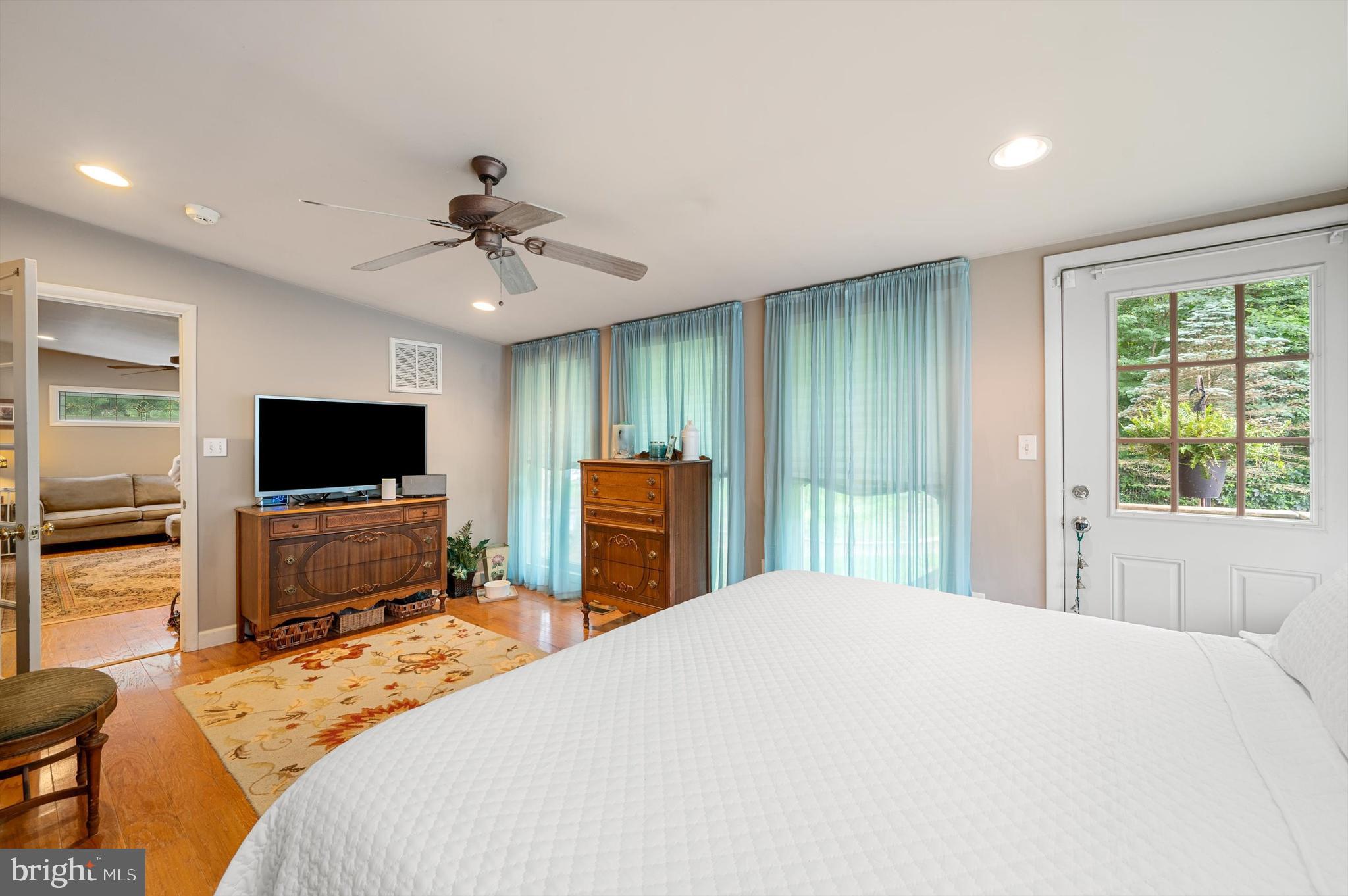 DALE CITY - Residential