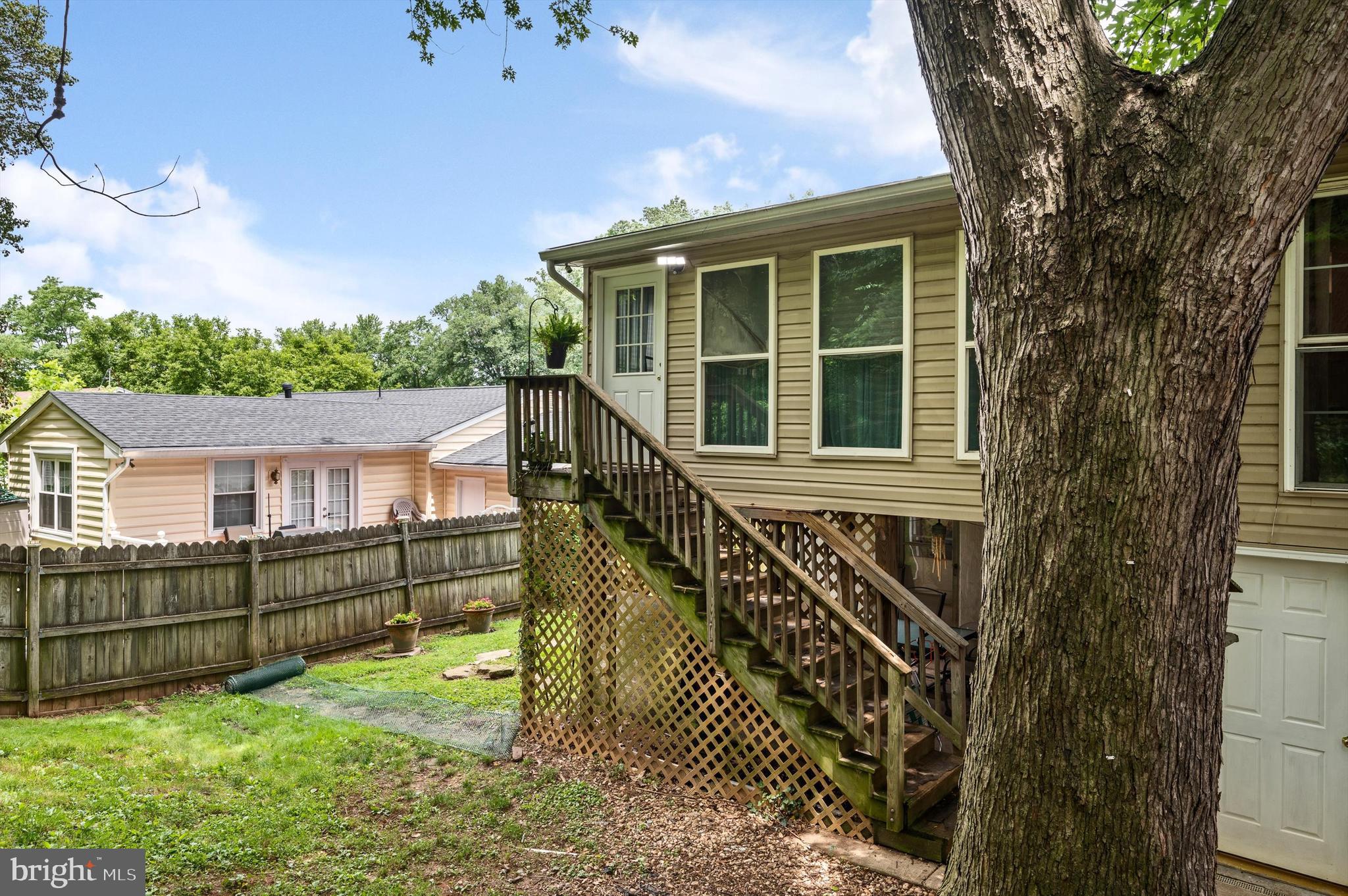 DALE CITY - Residential