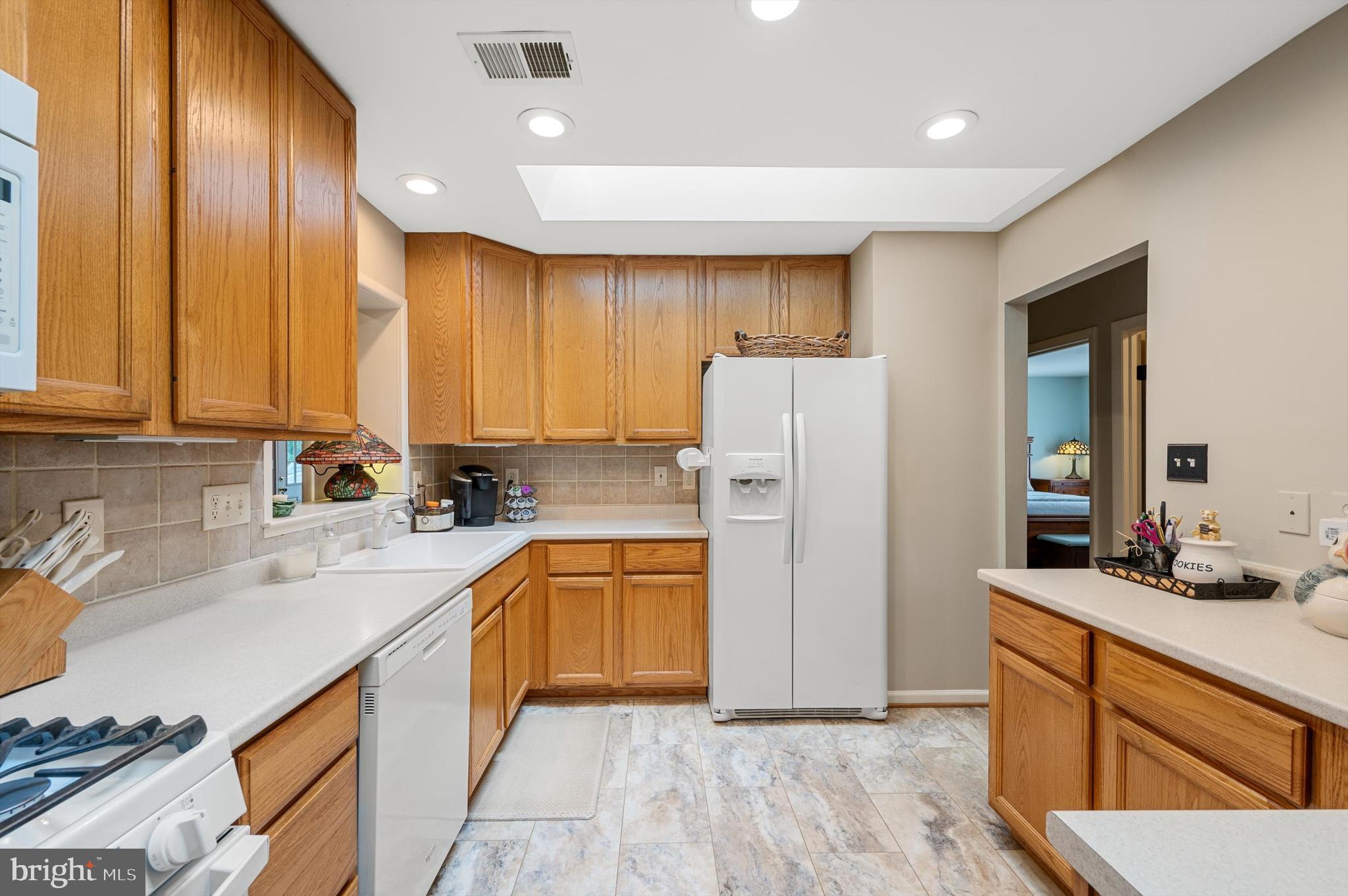 DALE CITY - Residential