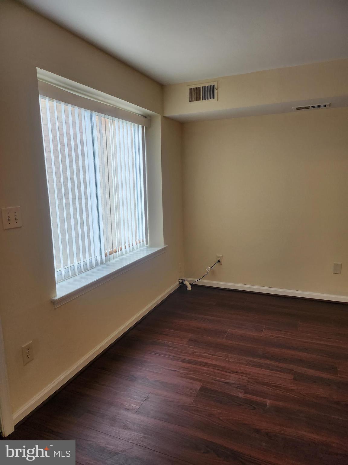 FRENCHMANS CREEK - Residential Lease